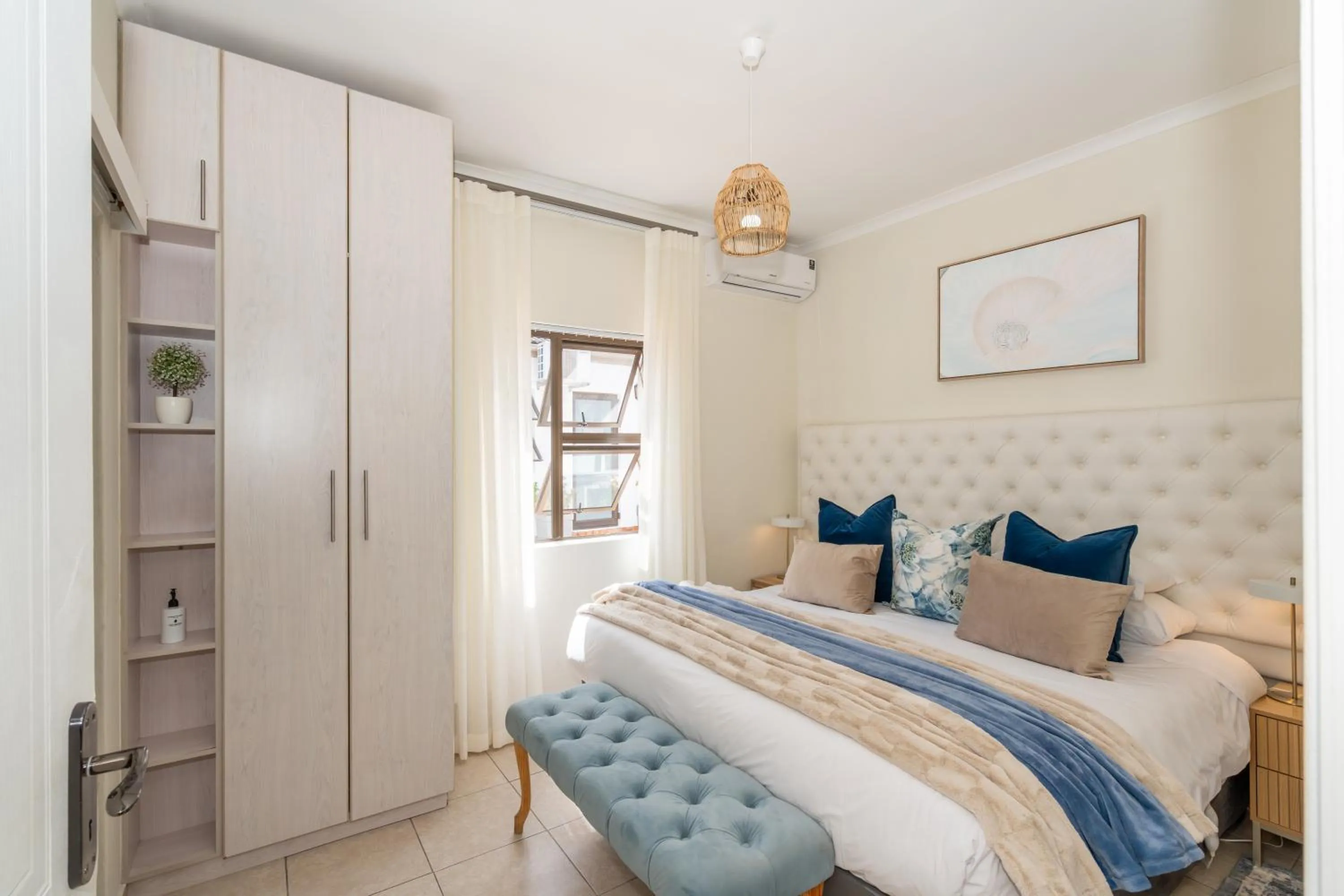 Photo of the whole room, Bed in 2 On Lismore Guesthouse