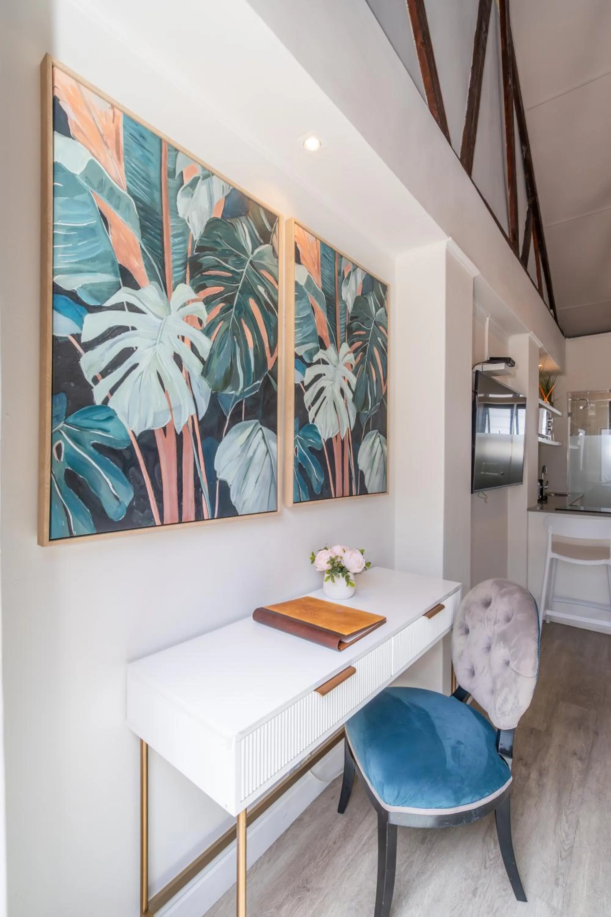 Seating area in 2 On Lismore Guesthouse