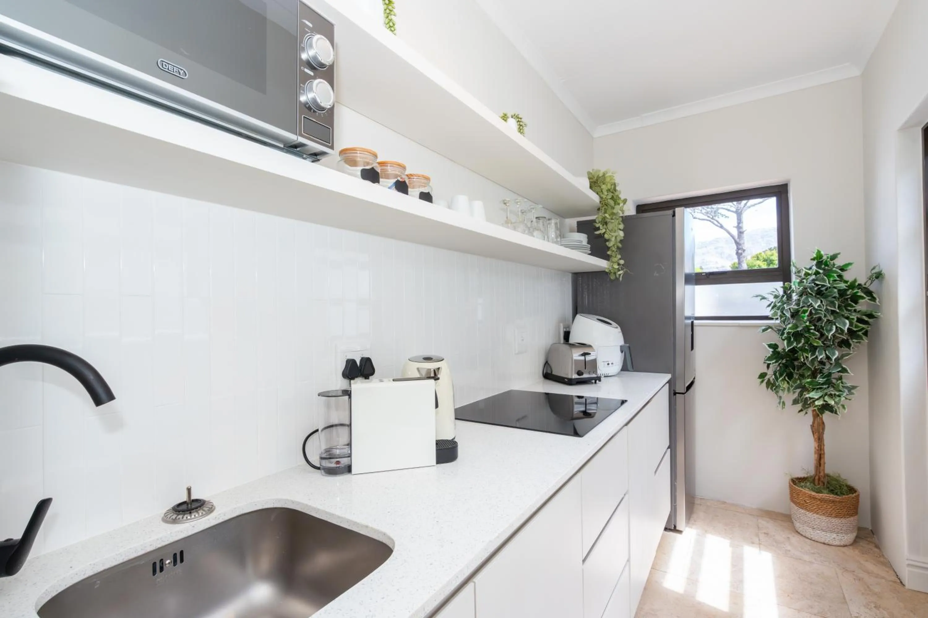 Coffee/tea facilities in 2 On Lismore Guesthouse