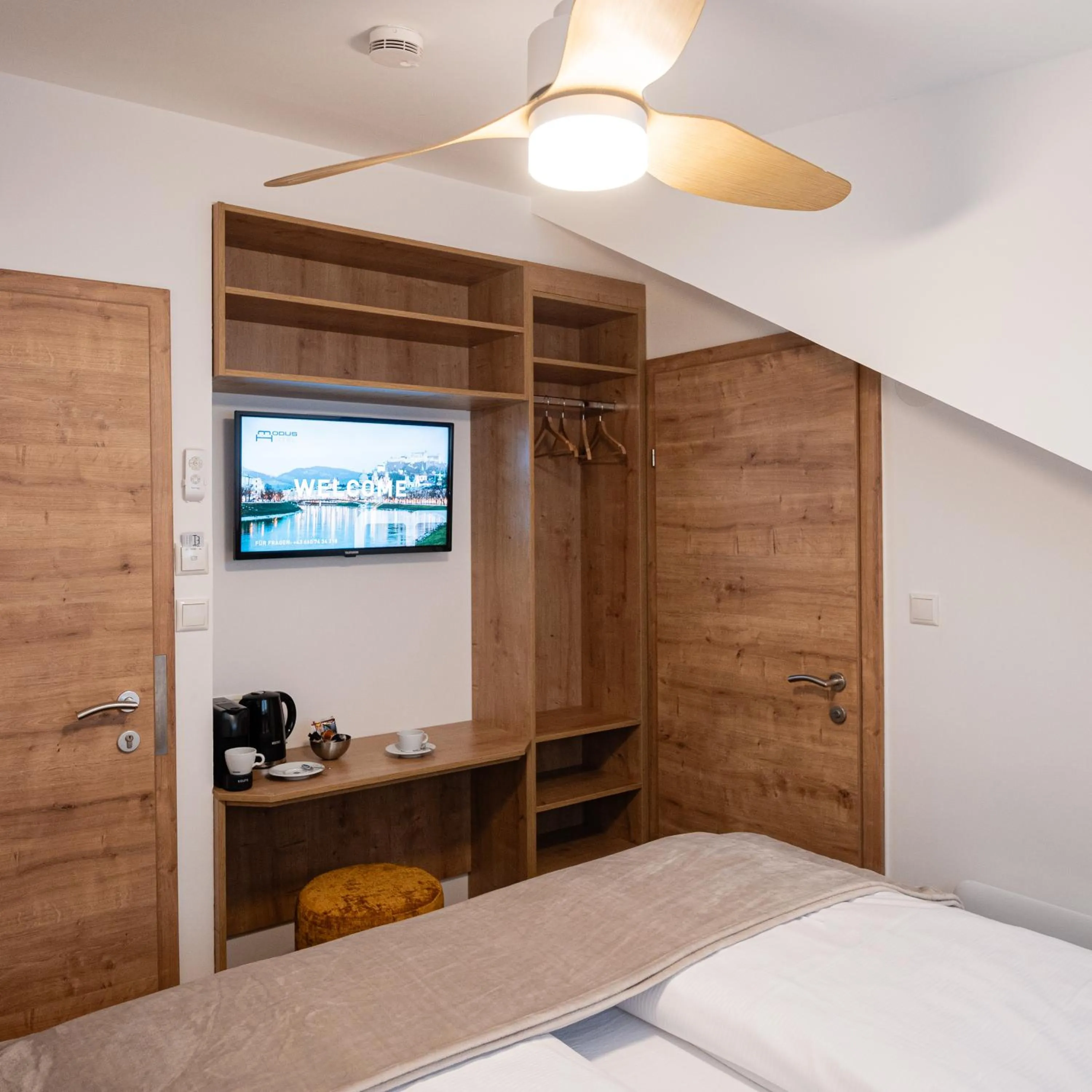 TV and multimedia, Bed in Hotel Modus