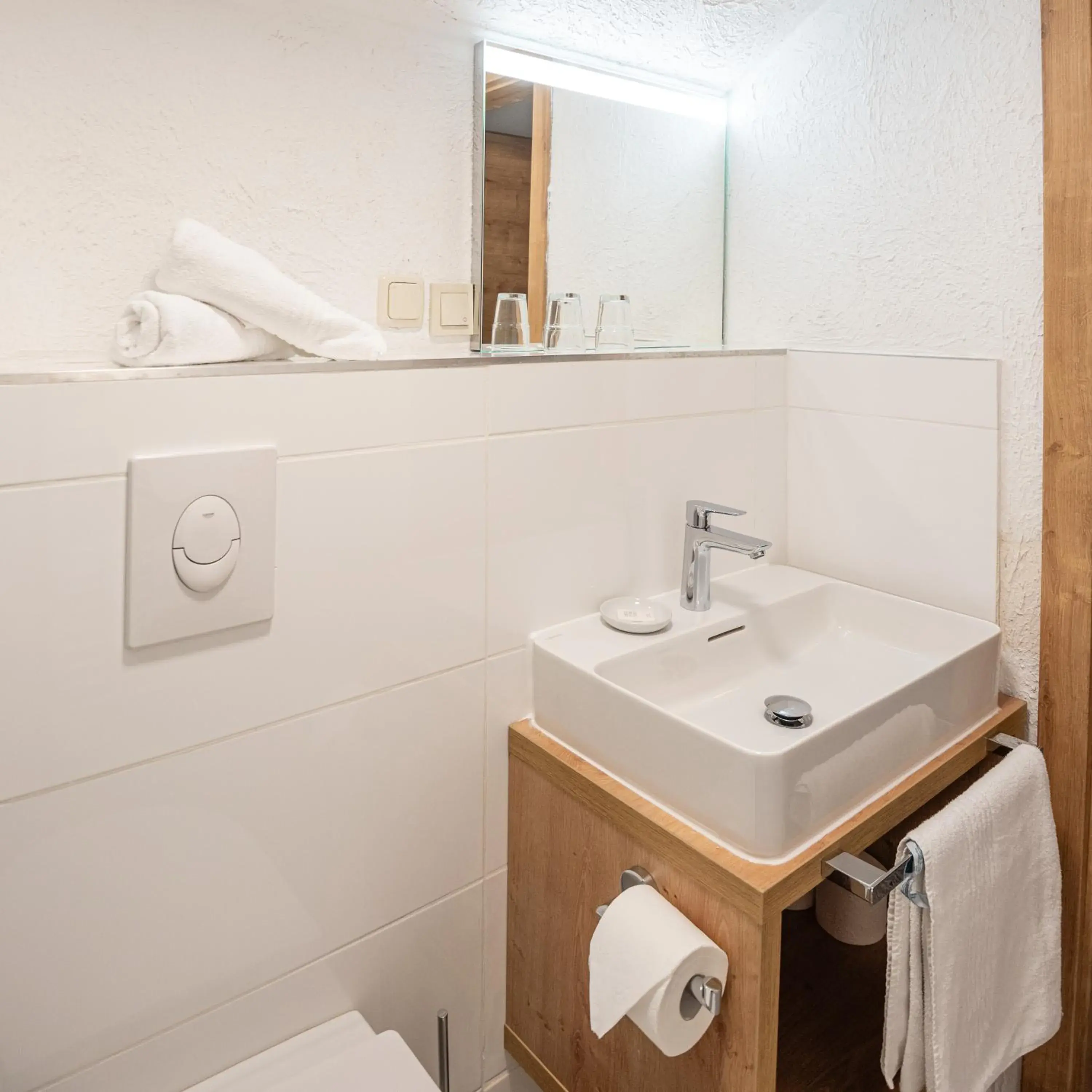 Comfort Double Room 1st floor in Hotel Modus Comfort Double Room 1st floor in Hotel Modus