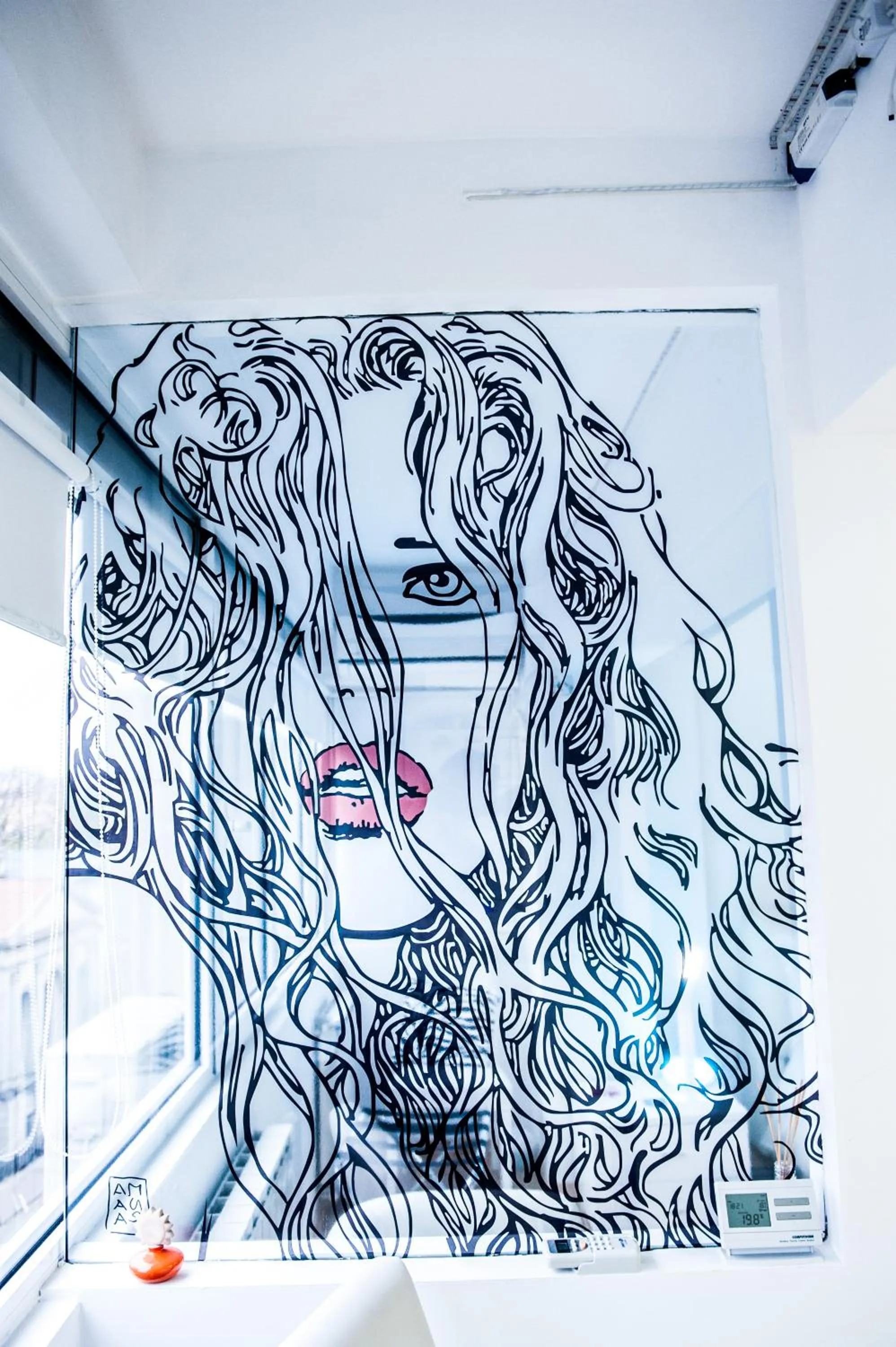 Decorative detail in White Dream Suites