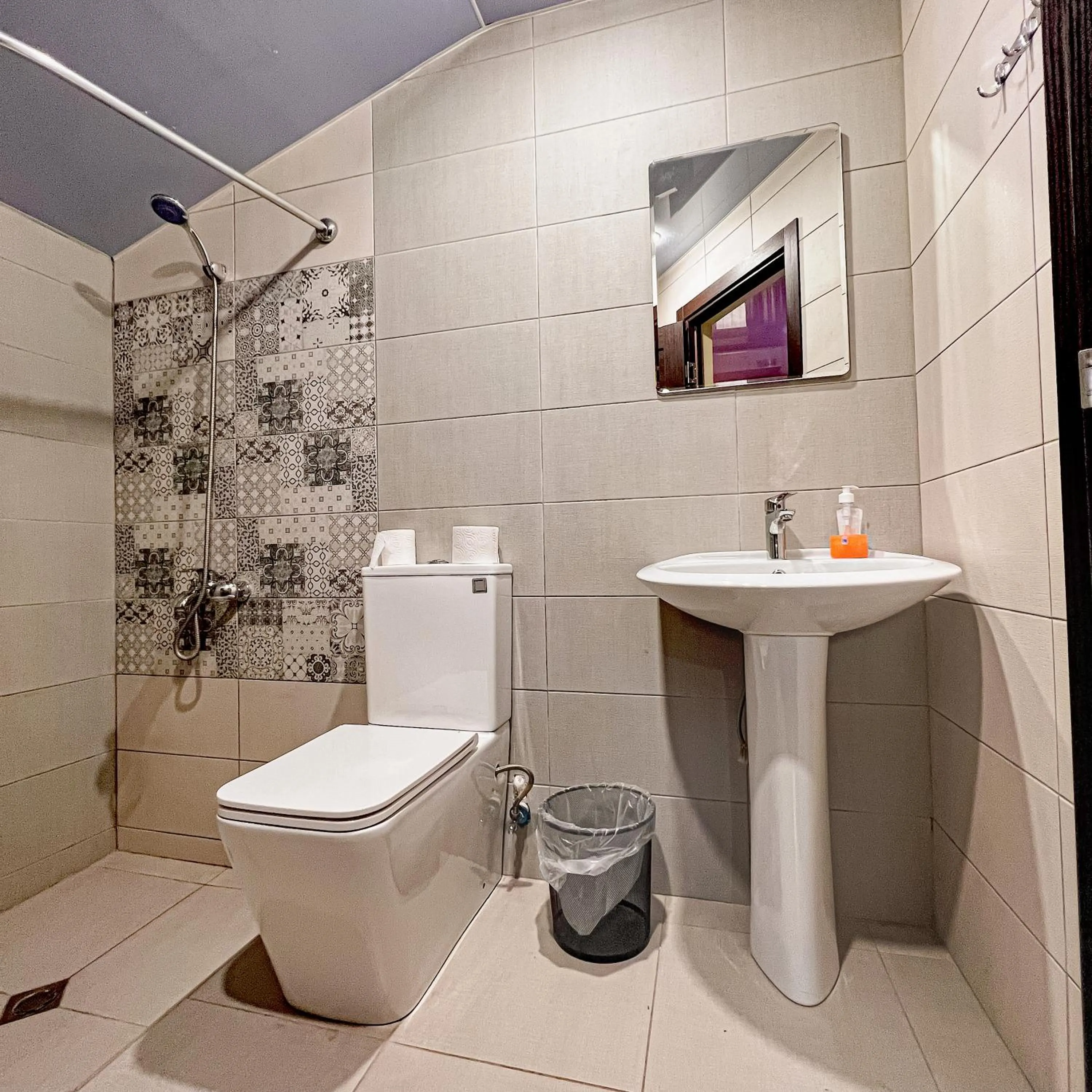 Shower in Areni Wine Cellar