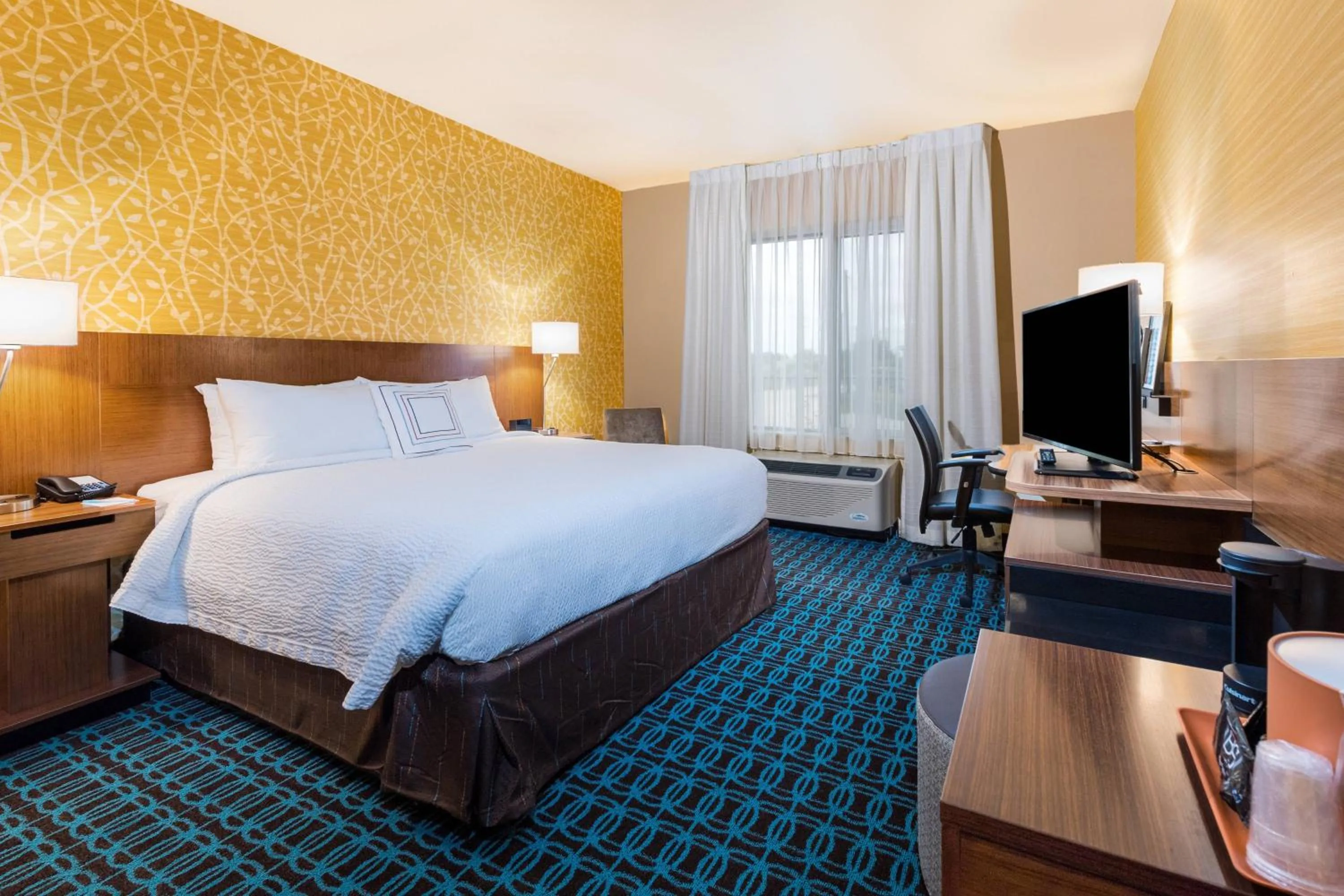 Photo of the whole room, Bed in Fairfield Inn & Suites by Marriott Corpus Christi Aransas Pass