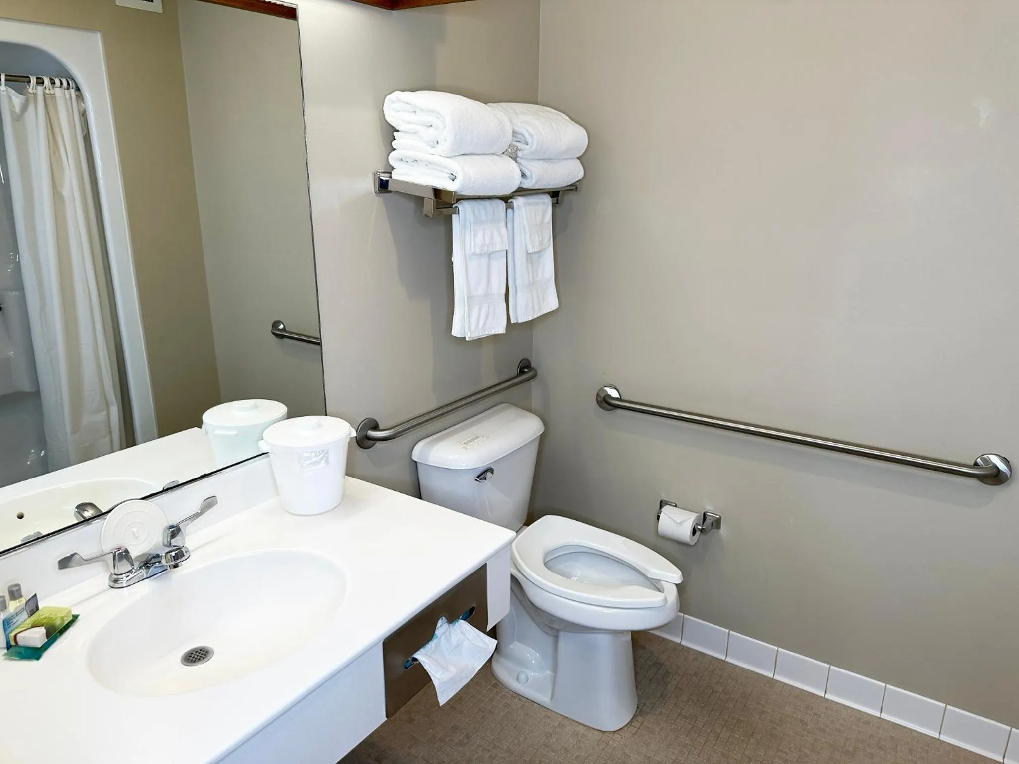 Farmstead Inn and Conference Center