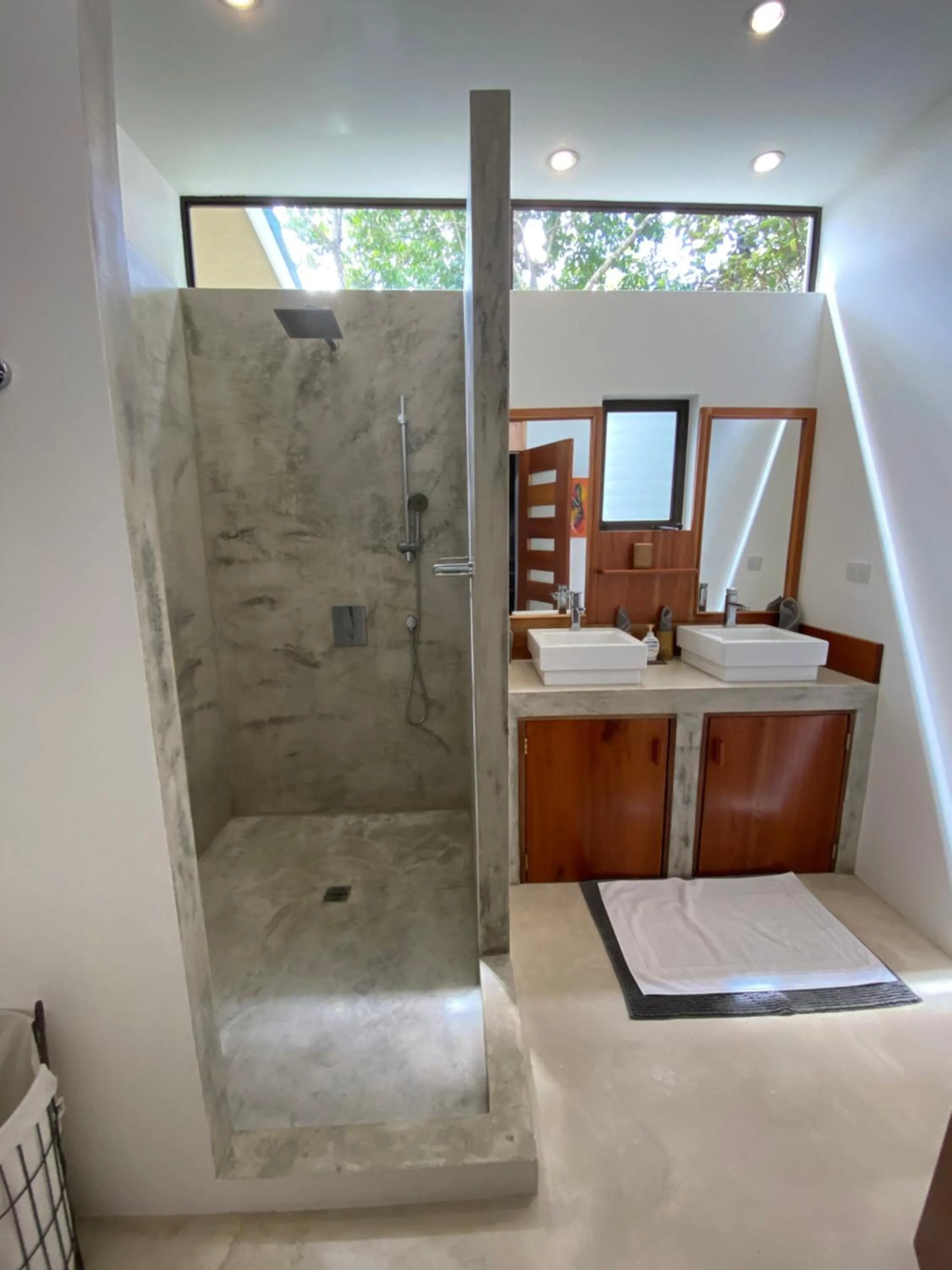 Shower in Casa Libertinn