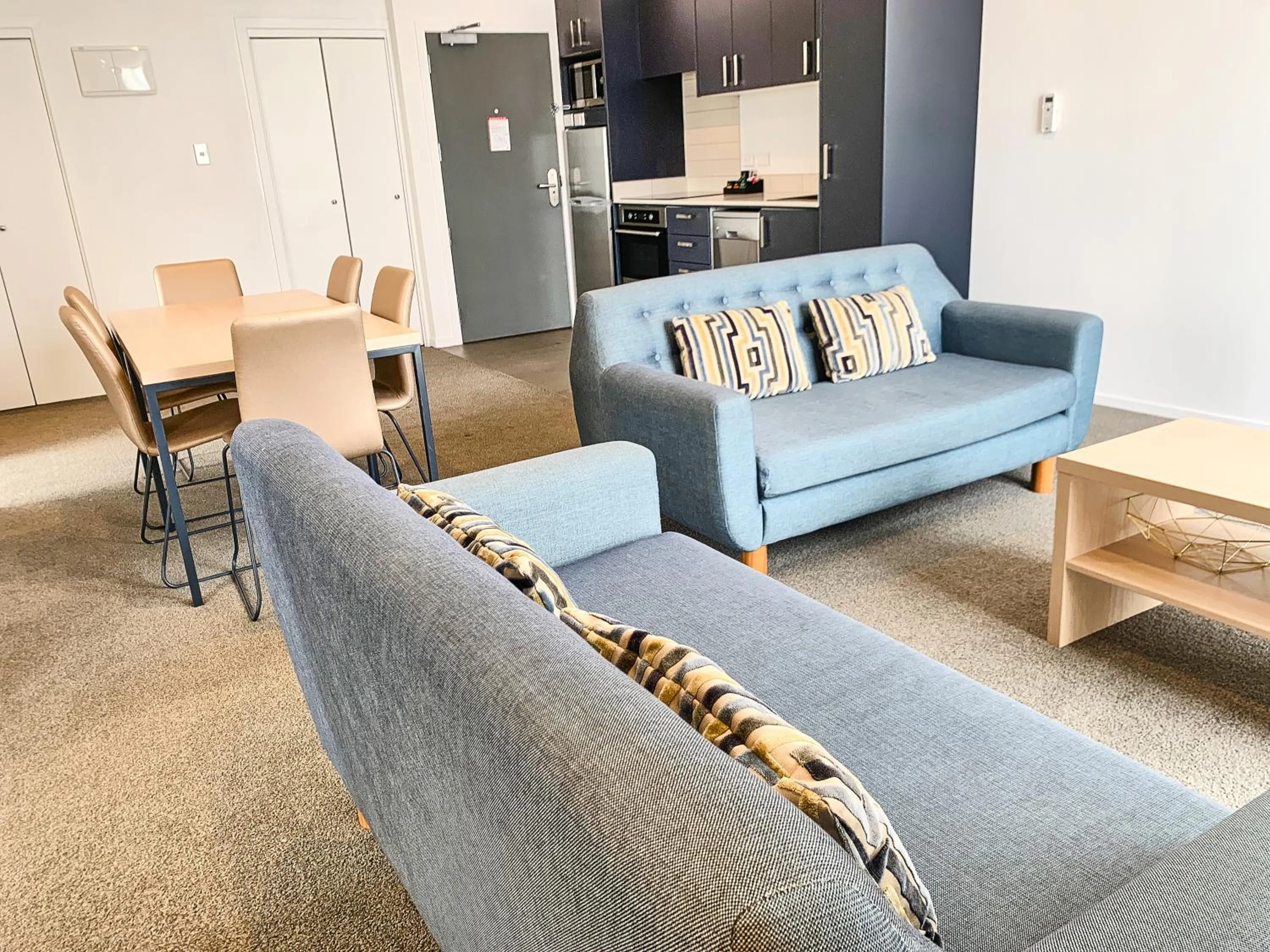 Living room in Ramada Suites by Wyndham Albany