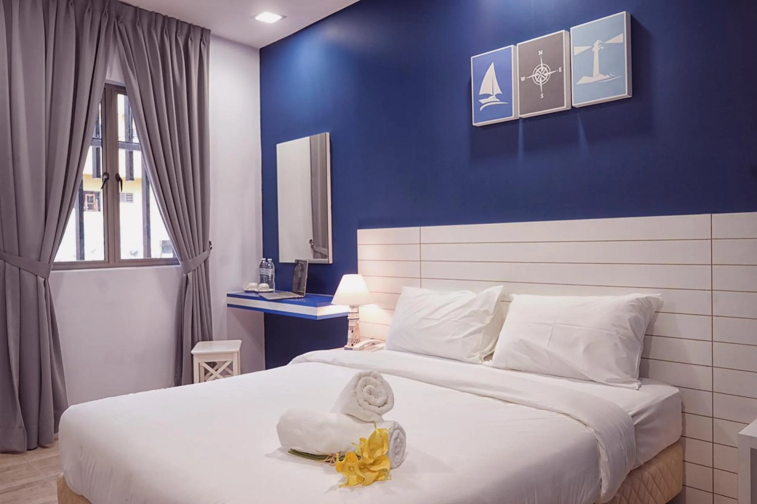 Coffee/tea facilities, Bed in LightHouse Hotel & ShortStay @ Damansara Uptown