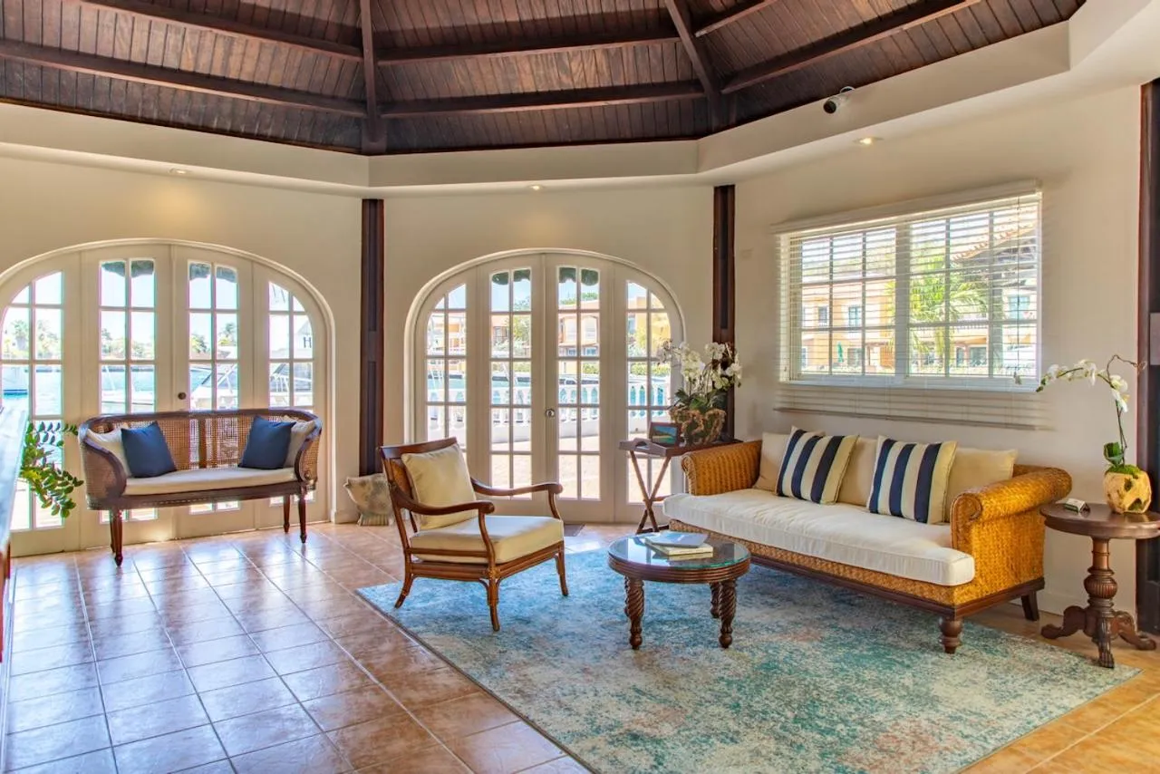 Lobby or reception in Harbour Village Beach Club