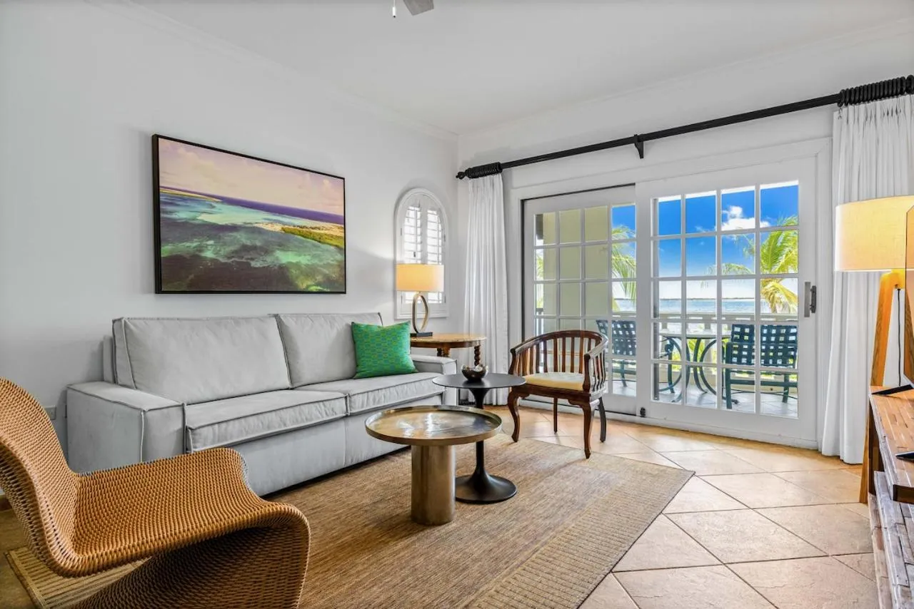 Living room in Harbour Village Beach Club