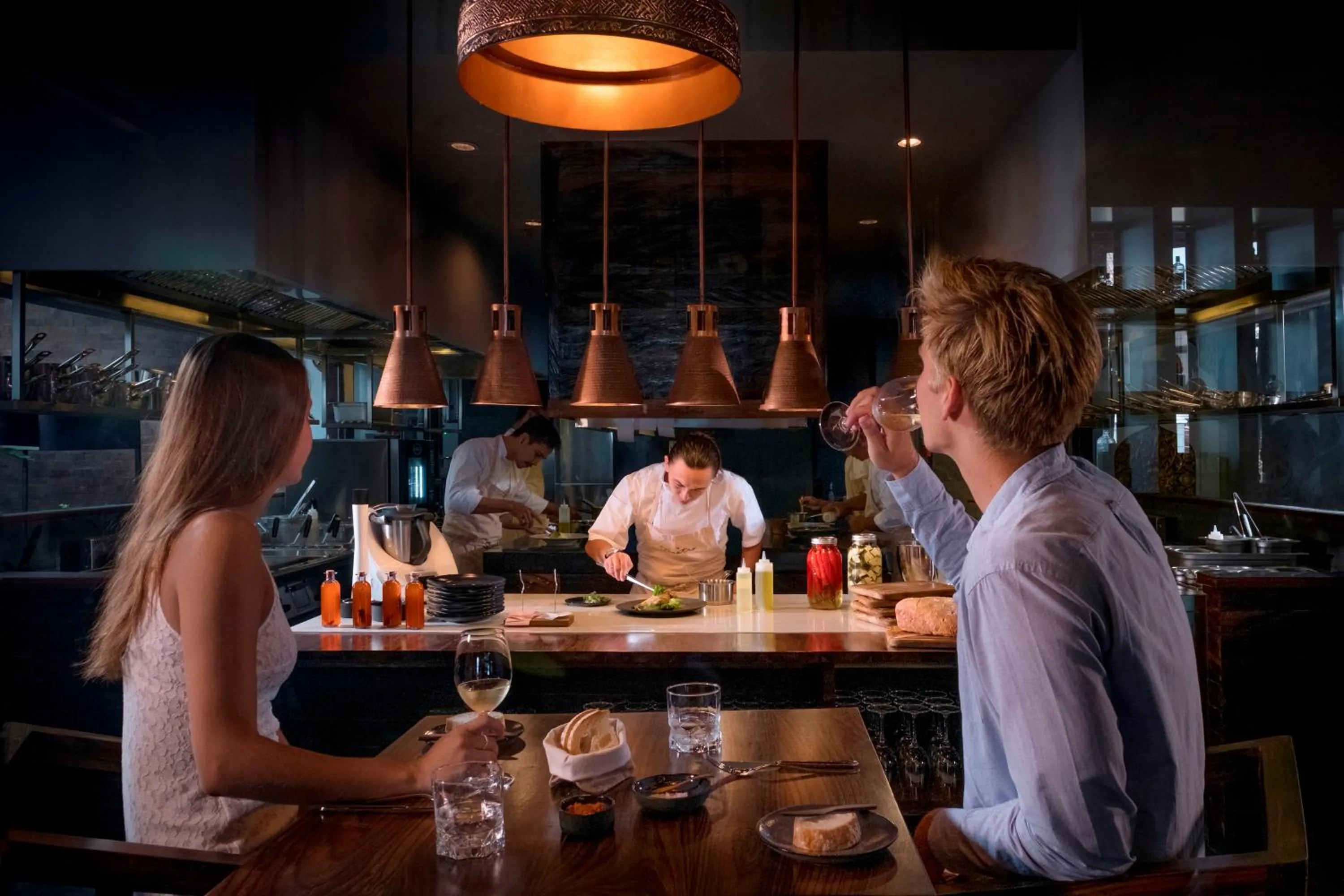 Restaurant/places to eat in Jambuluwuk Oceano Seminyak Hotel