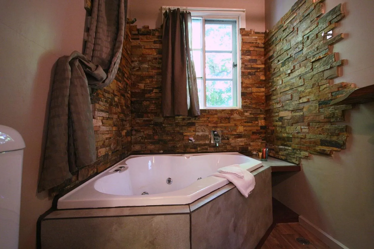 Bath in Lotus Lodges