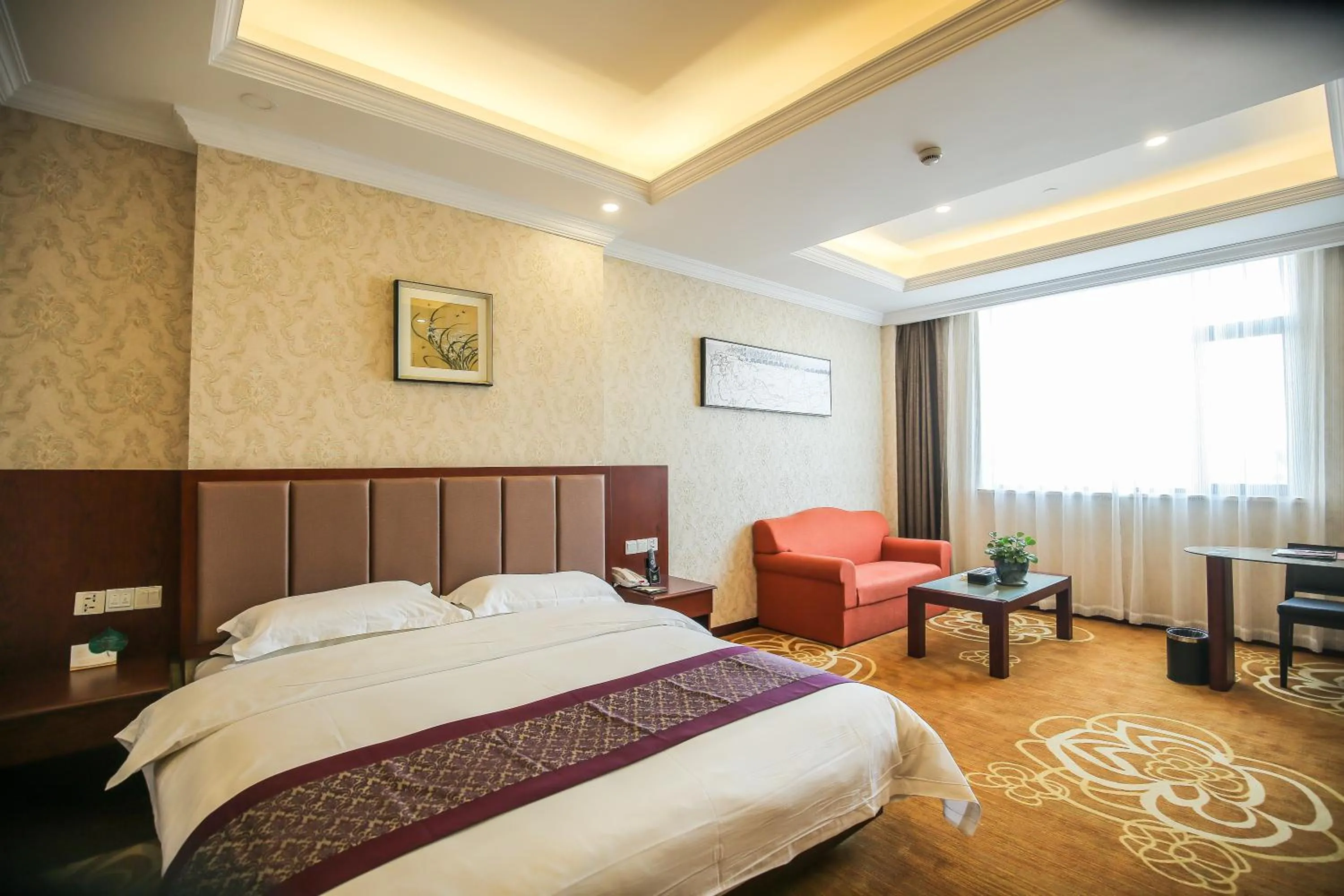 Photo of the whole room, Bed in New Knight Royal Hotel Airport and International Resort