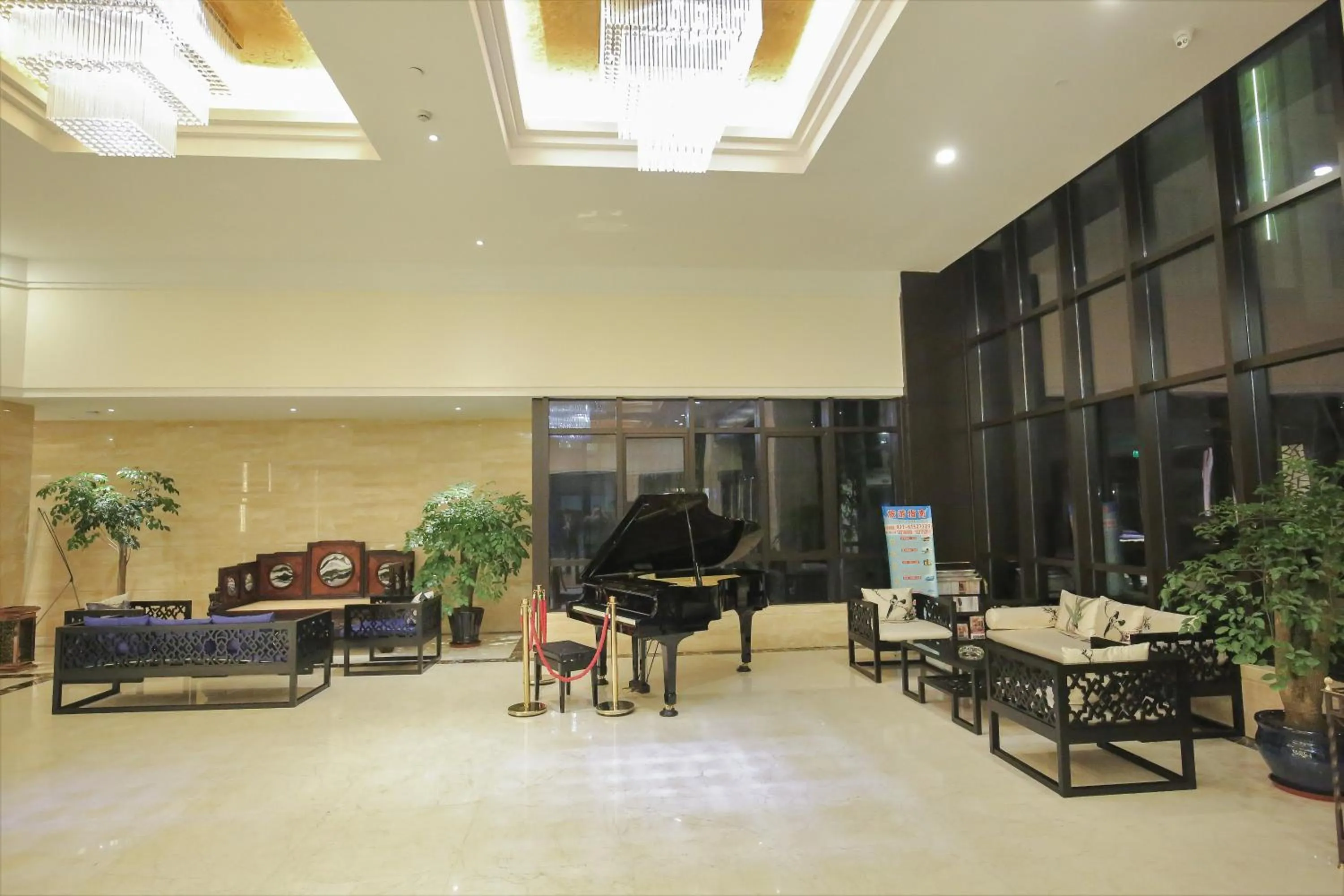 Lobby or reception in New Knight Royal Hotel Airport and International Resort