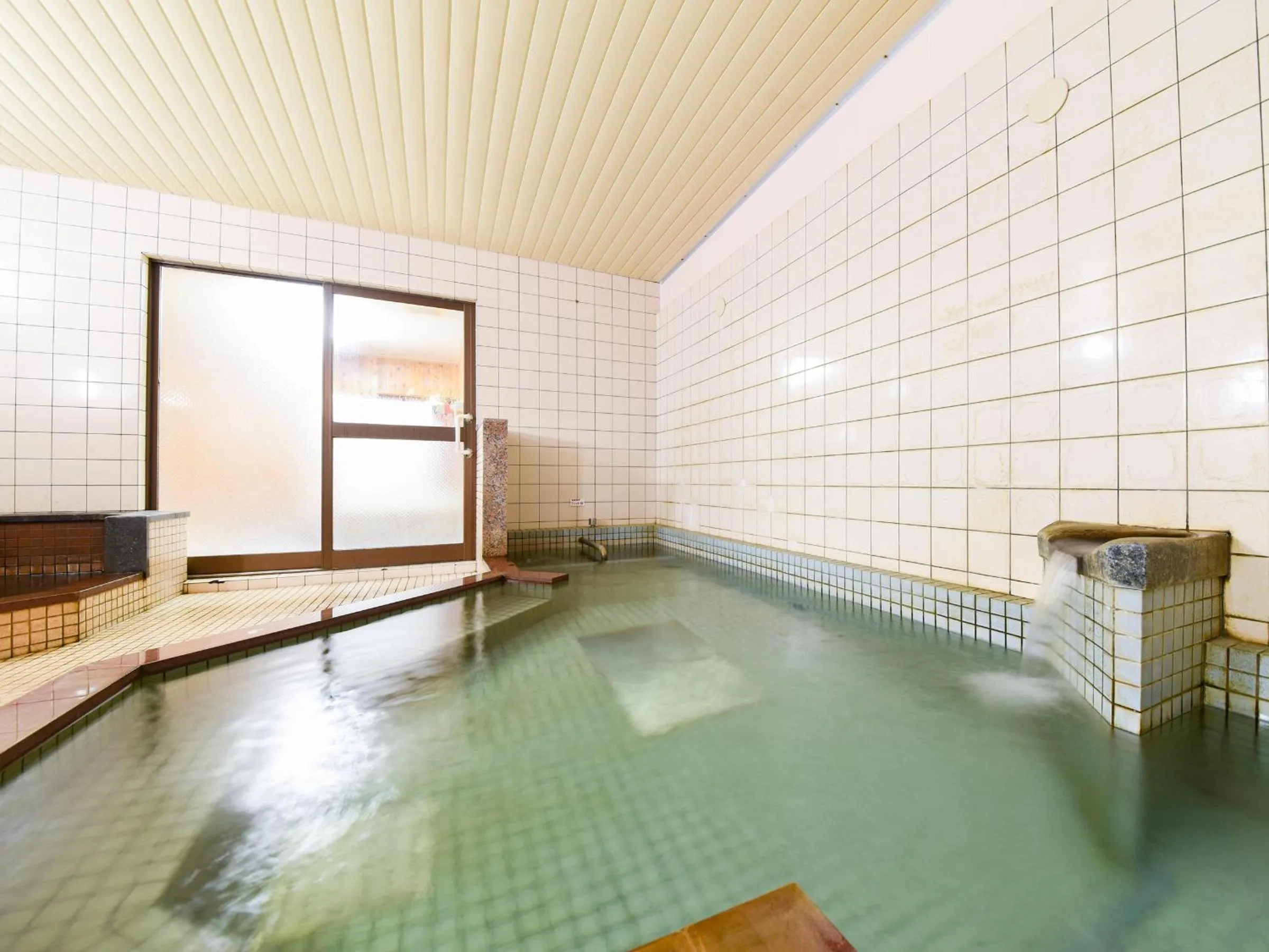 Public Bath in Ryokan Marue Honkan