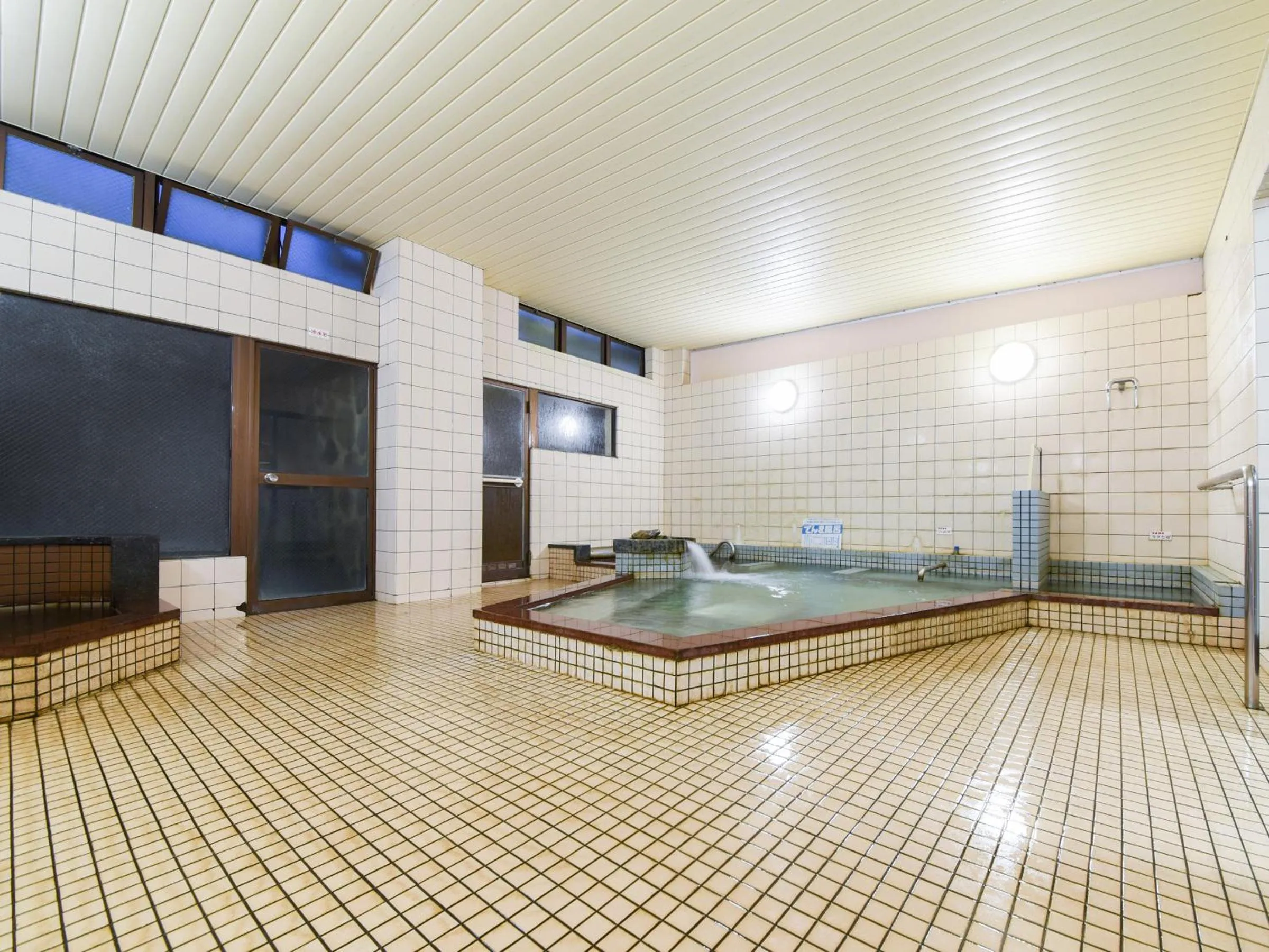 Public Bath in Ryokan Marue Honkan