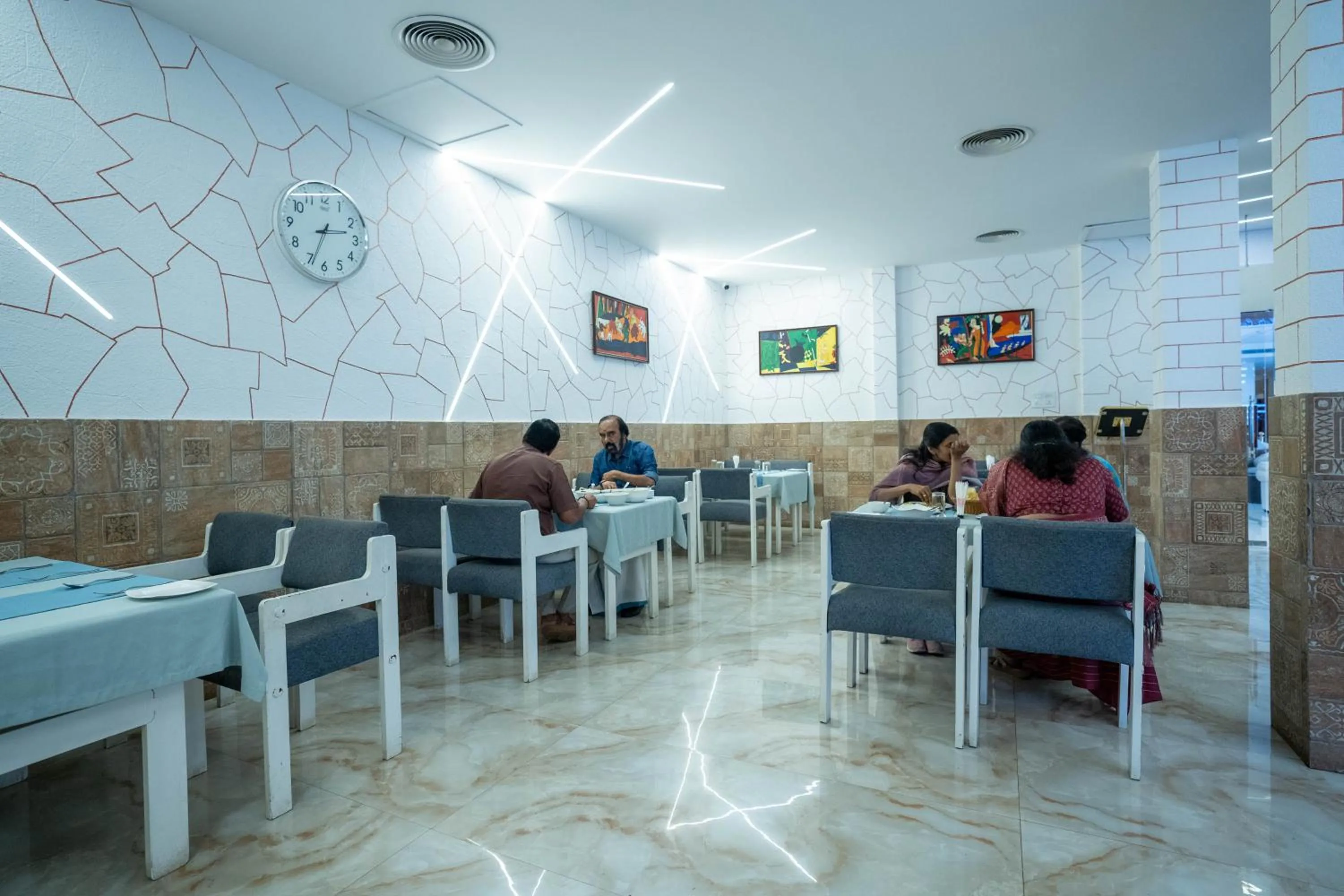 Restaurant/places to eat in Casino Hotels Ltd