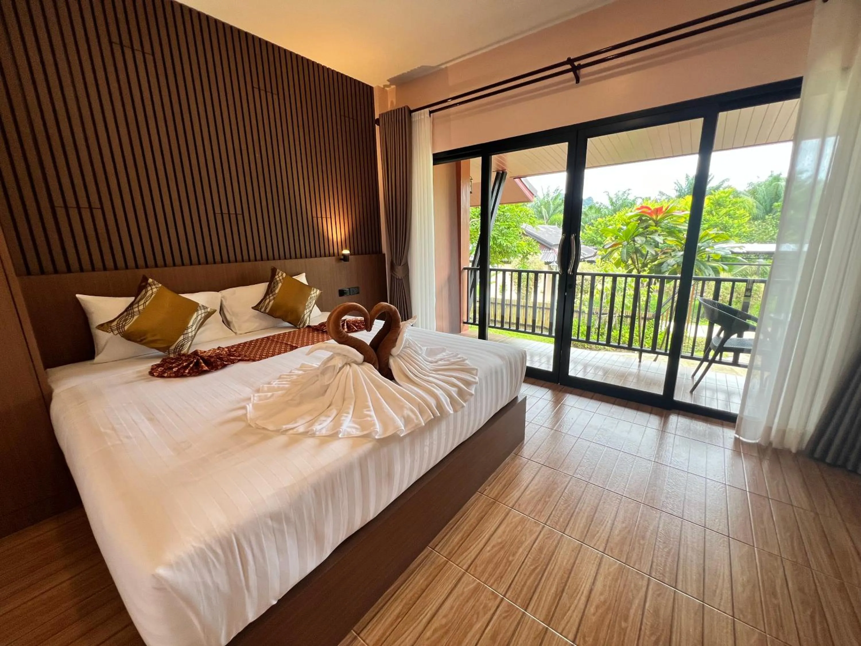 Property building, Bed in Palm Kiri Aonang Resort