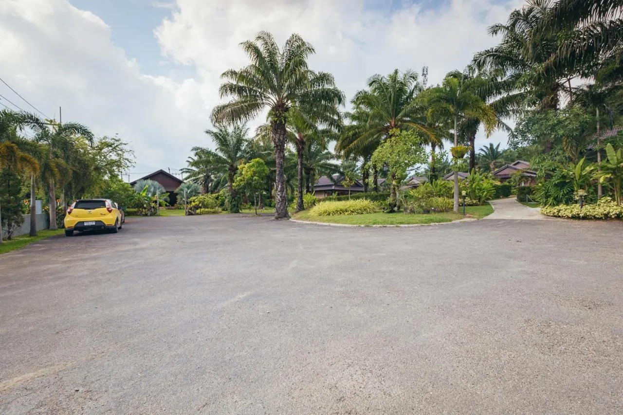 Garden in Palm Kiri Aonang Resort