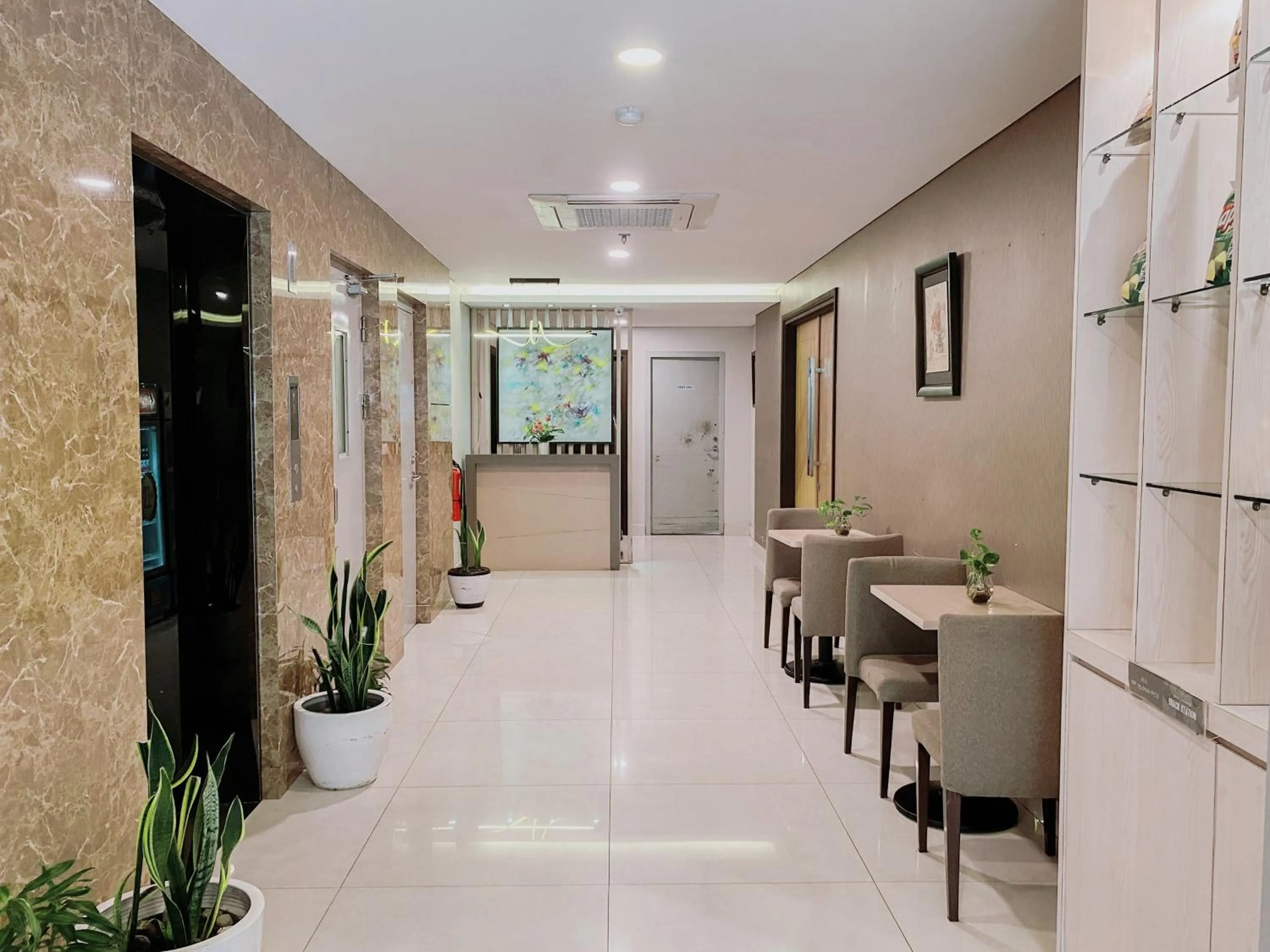 Area and facilities in Verse Lite Hotel Gajah Mada