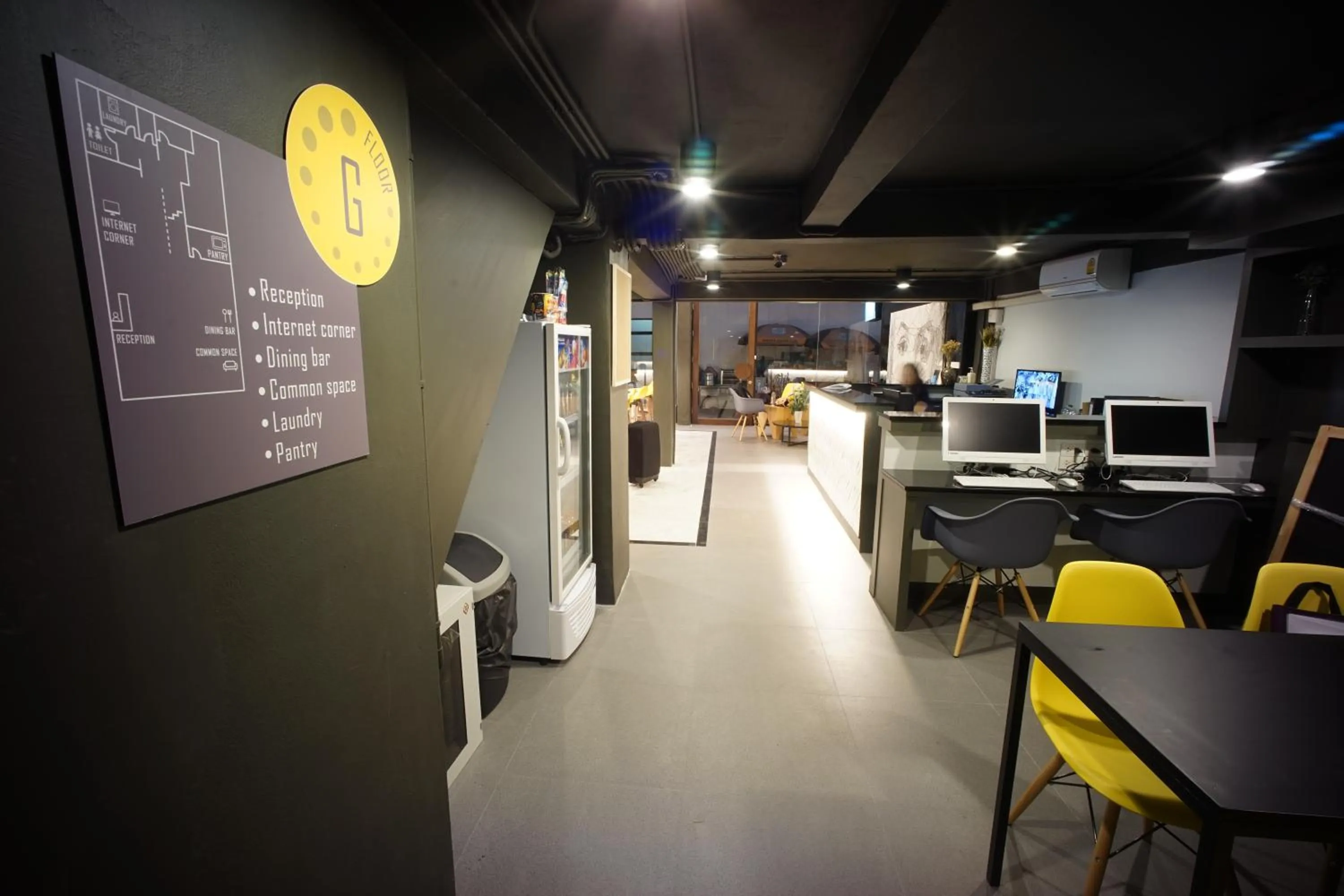 Area and facilities in BRB Hostel Bangkok Silom