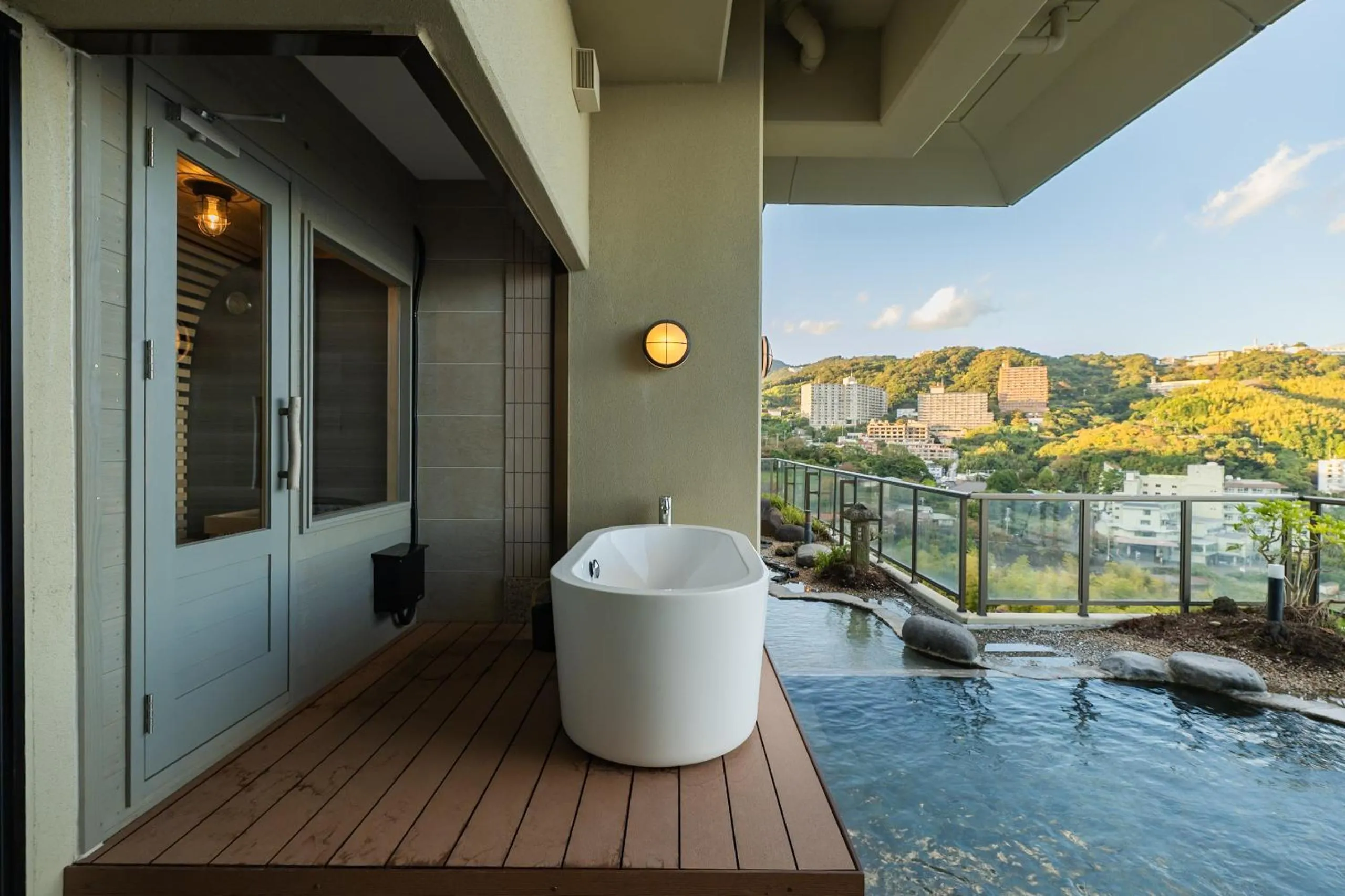 Hot Spring Bath in IZU RETREAT by Onko Chishin