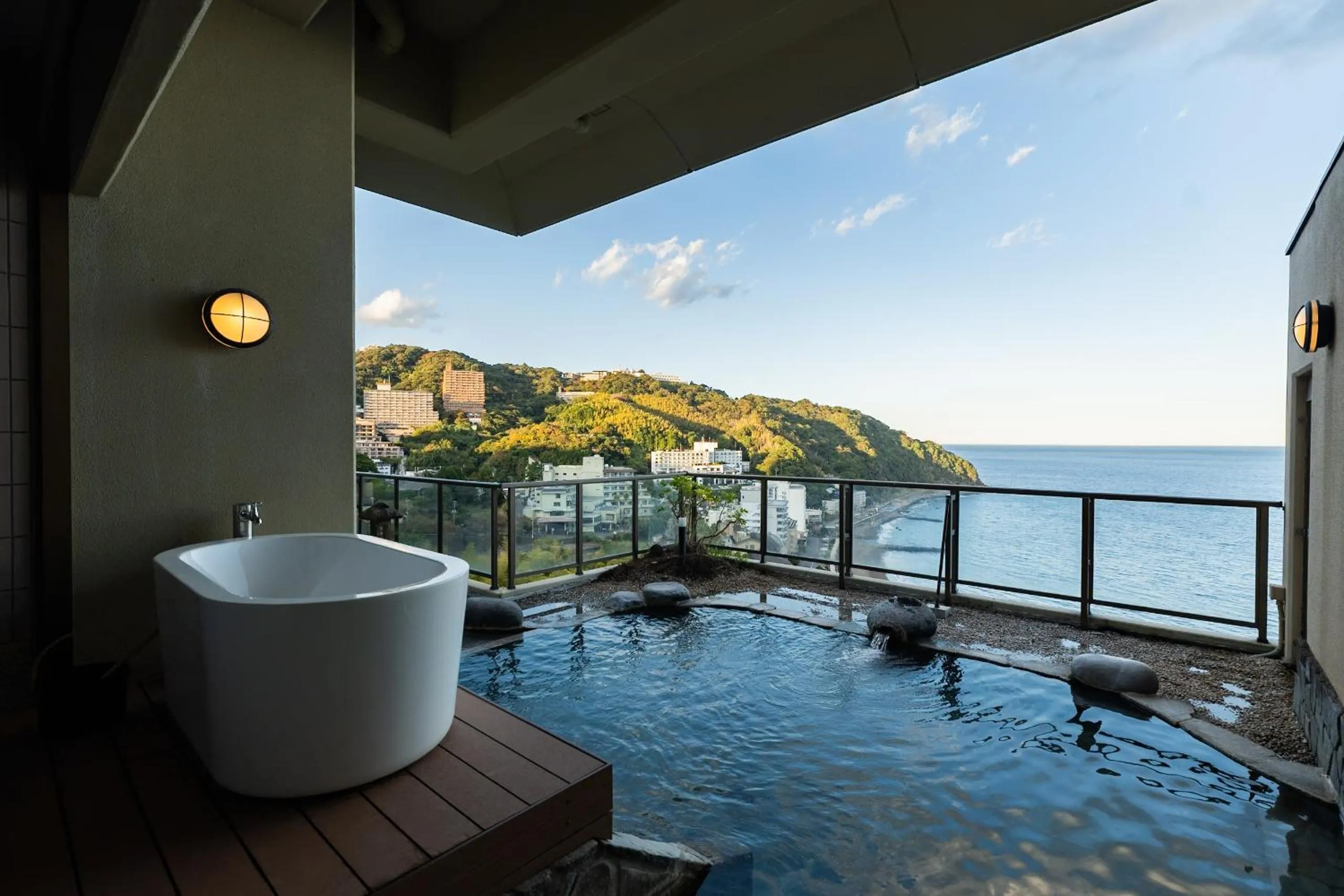 Hot Spring Bath in IZU RETREAT by Onko Chishin