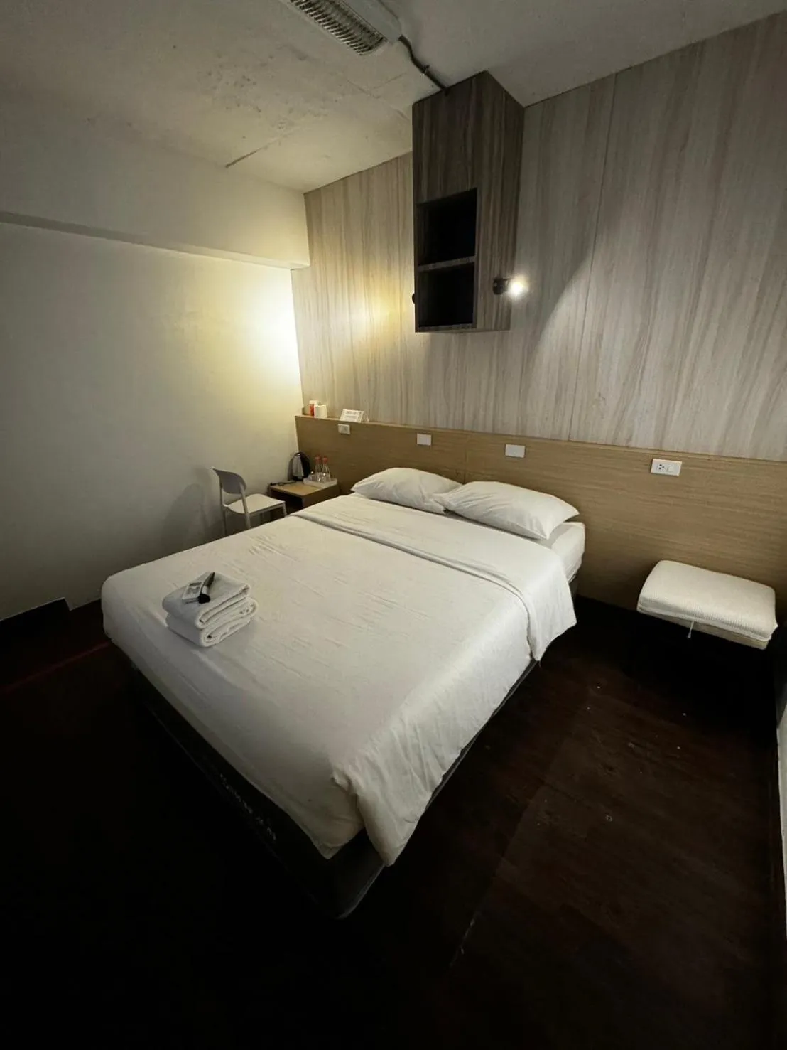 Bed in Glur Central Pratunam