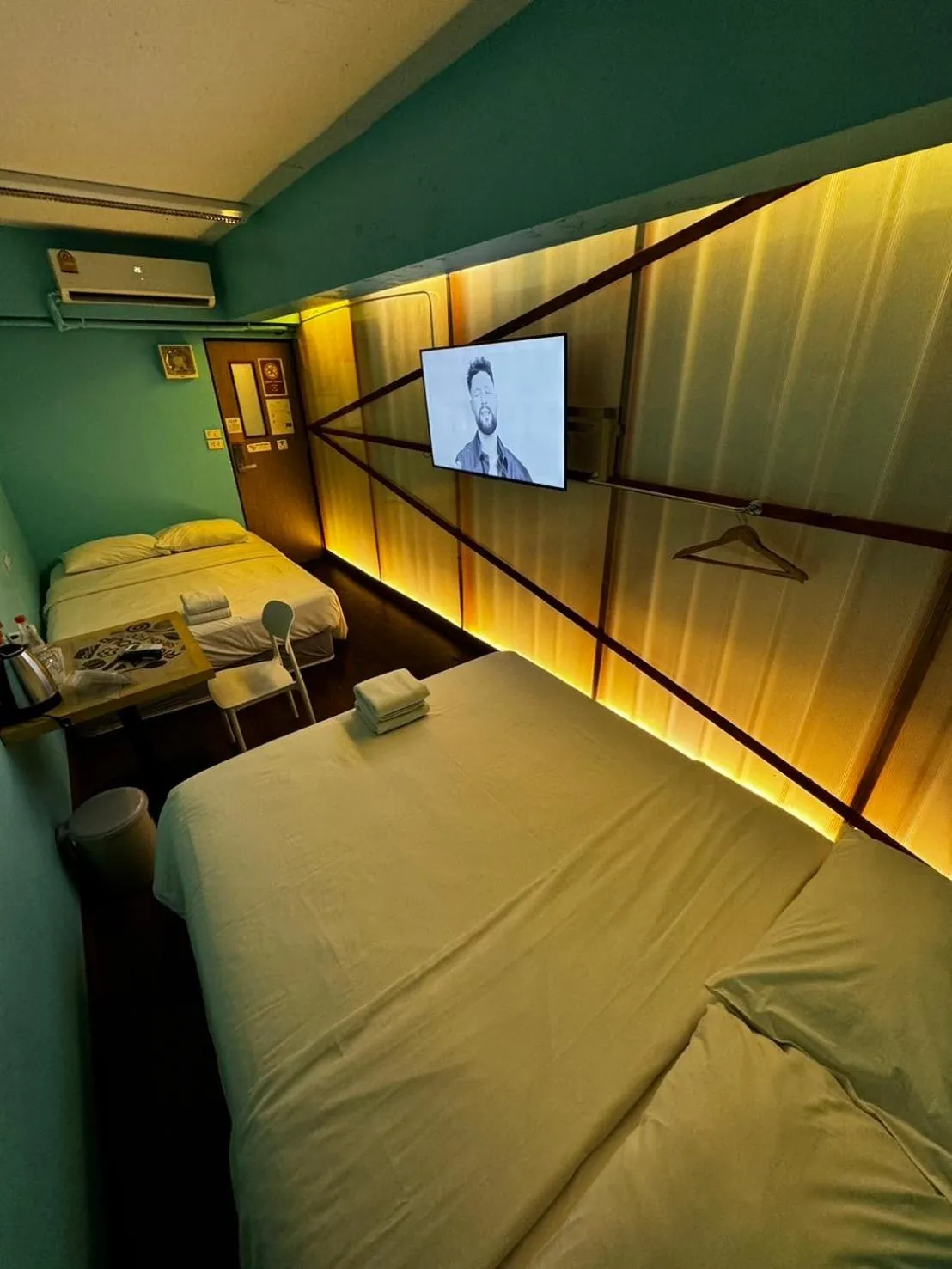 Bed in Glur Central Pratunam