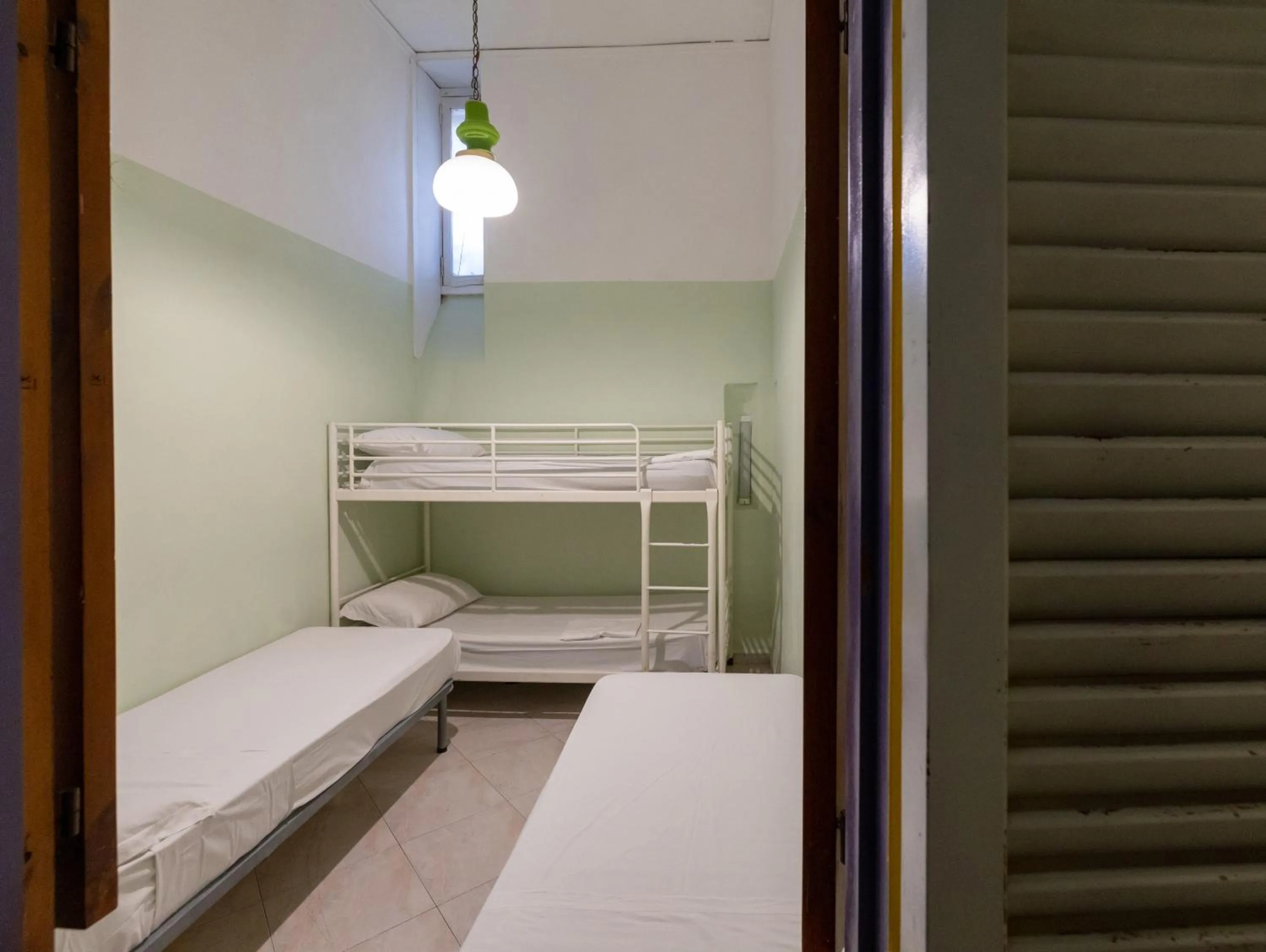 Bed in Naples Pizza Hostel