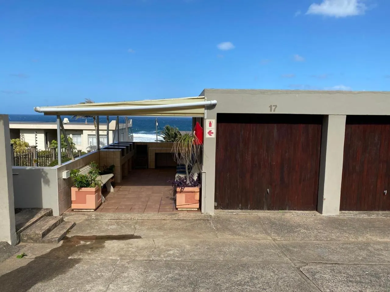 BBQ facilities in Playa Del Mar 12