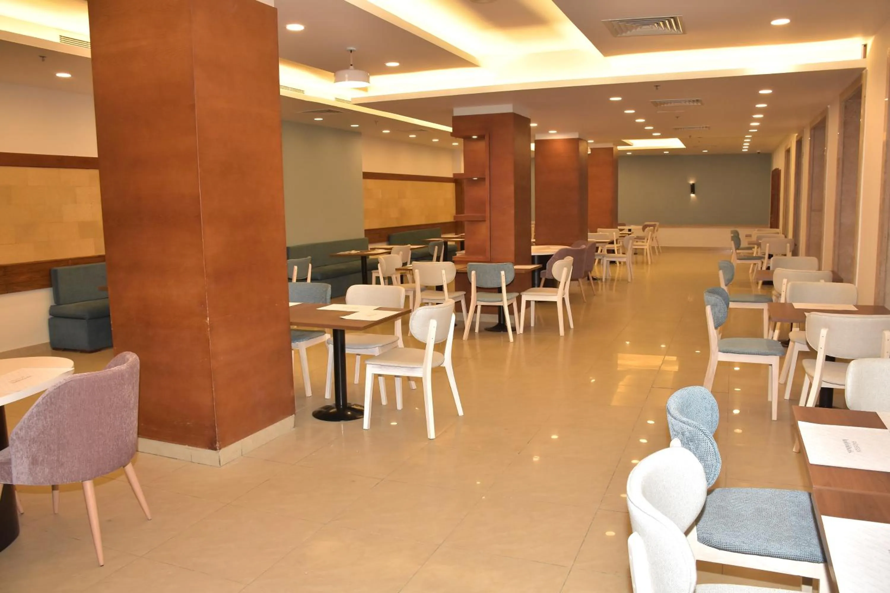 Restaurant/places to eat in Marina Resort Port Ghalib, a member of Radisson Individuals