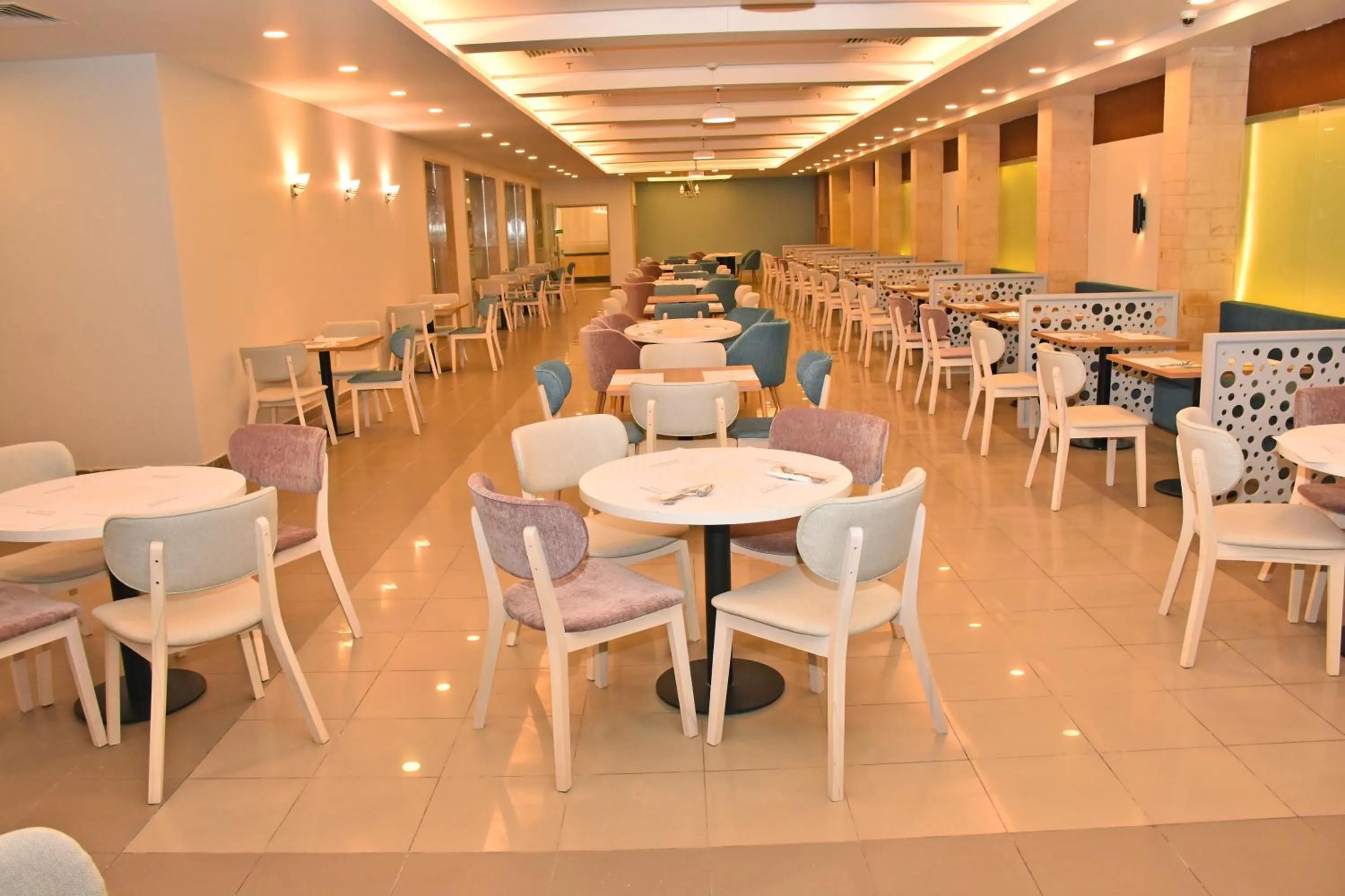 Restaurant/places to eat in Marina Resort Port Ghalib, a member of Radisson Individuals