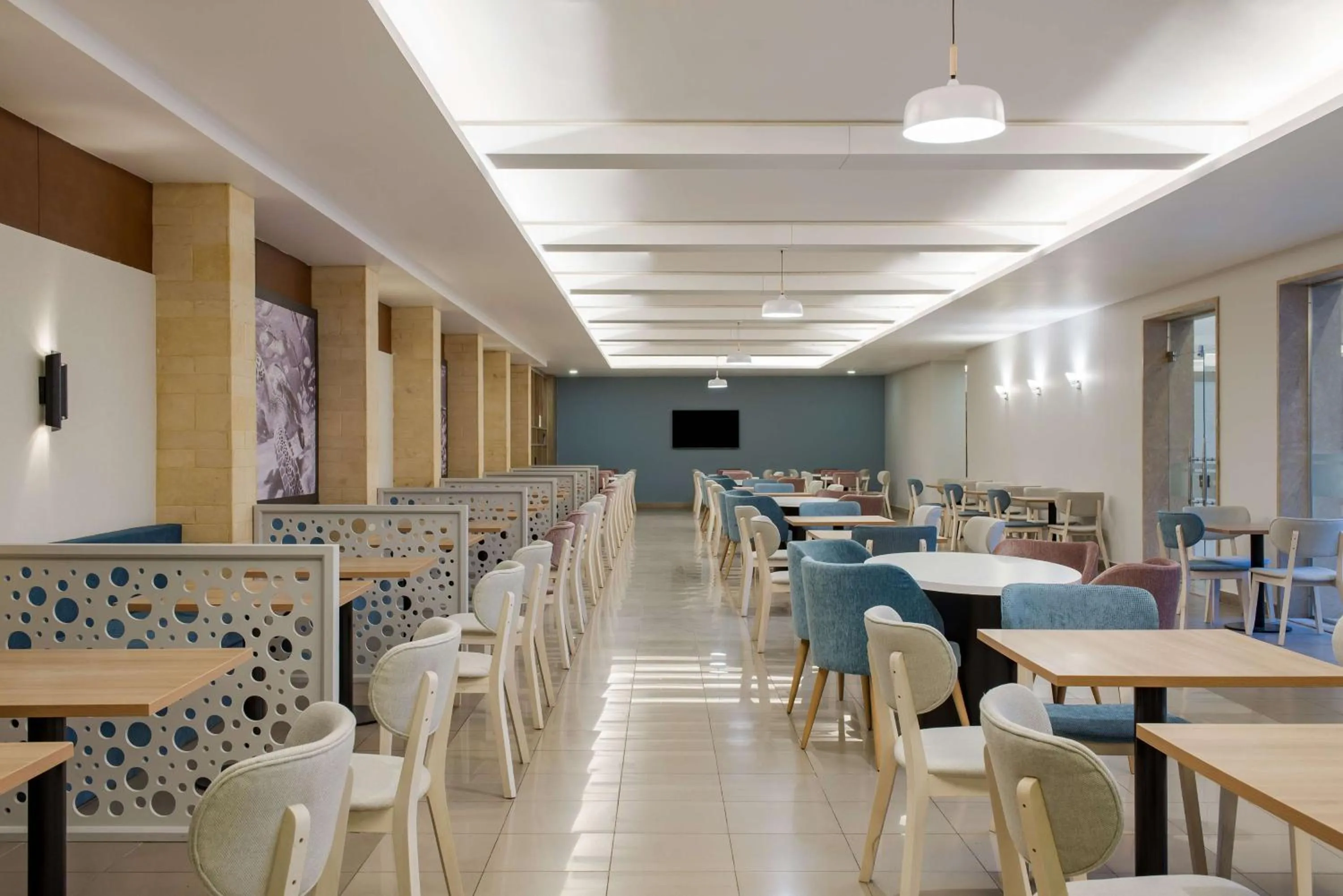 Restaurant/places to eat in Marina Resort Port Ghalib, a member of Radisson Individuals