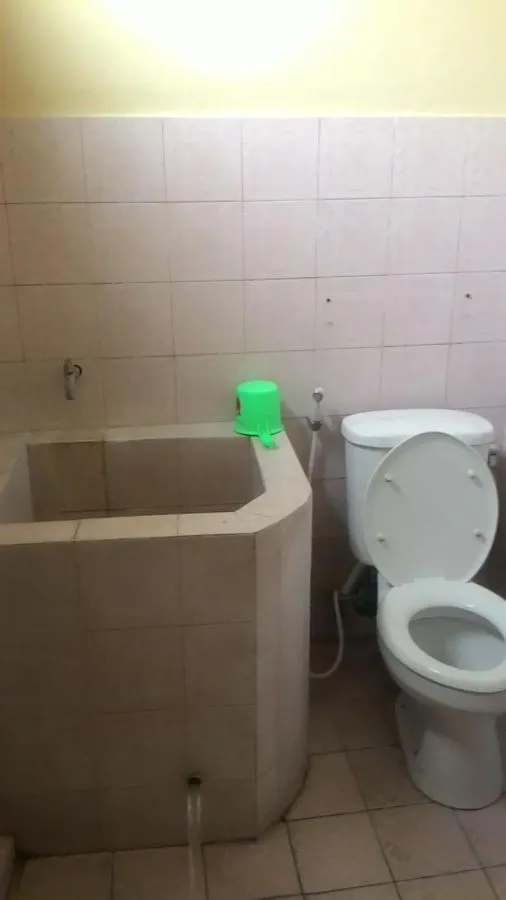 Bathroom in Sartika Family Prawirotaman