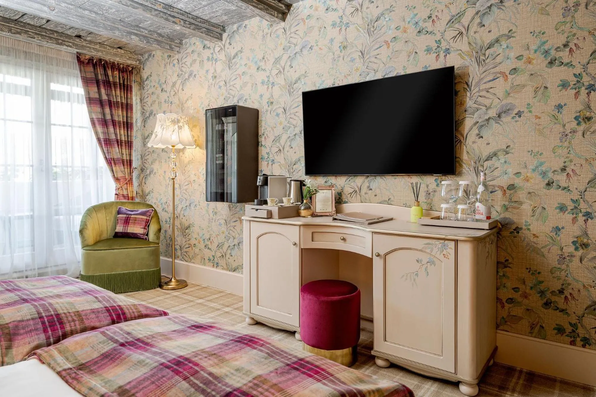 hair dresser, Bed in Casa Timiș - Wellness & Spa Resort