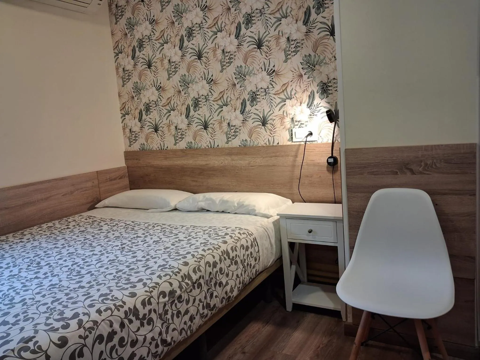 Bed in Hostal La Pastora