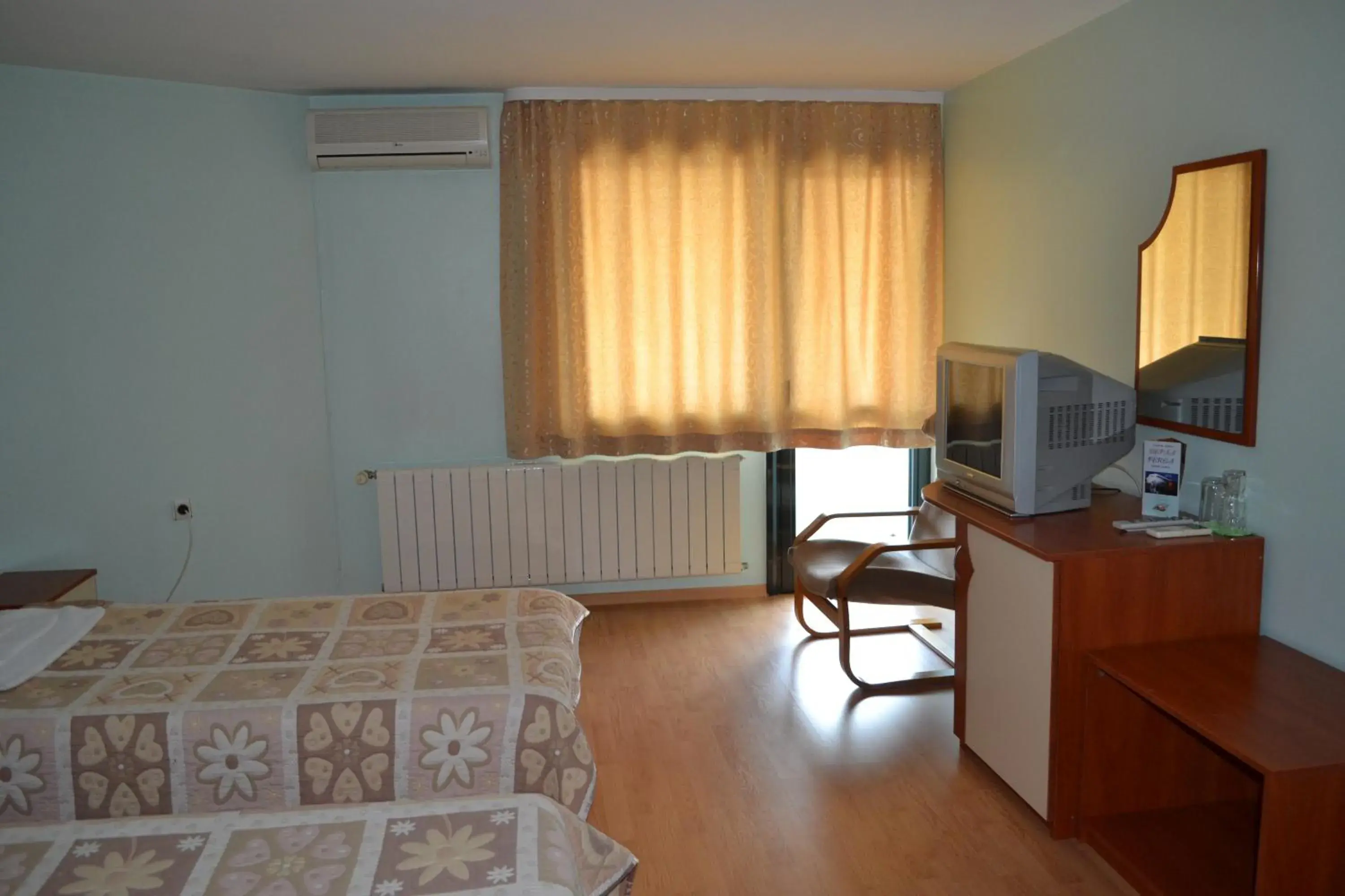 Double Room in Hotel Perla Double Room in Hotel Perla