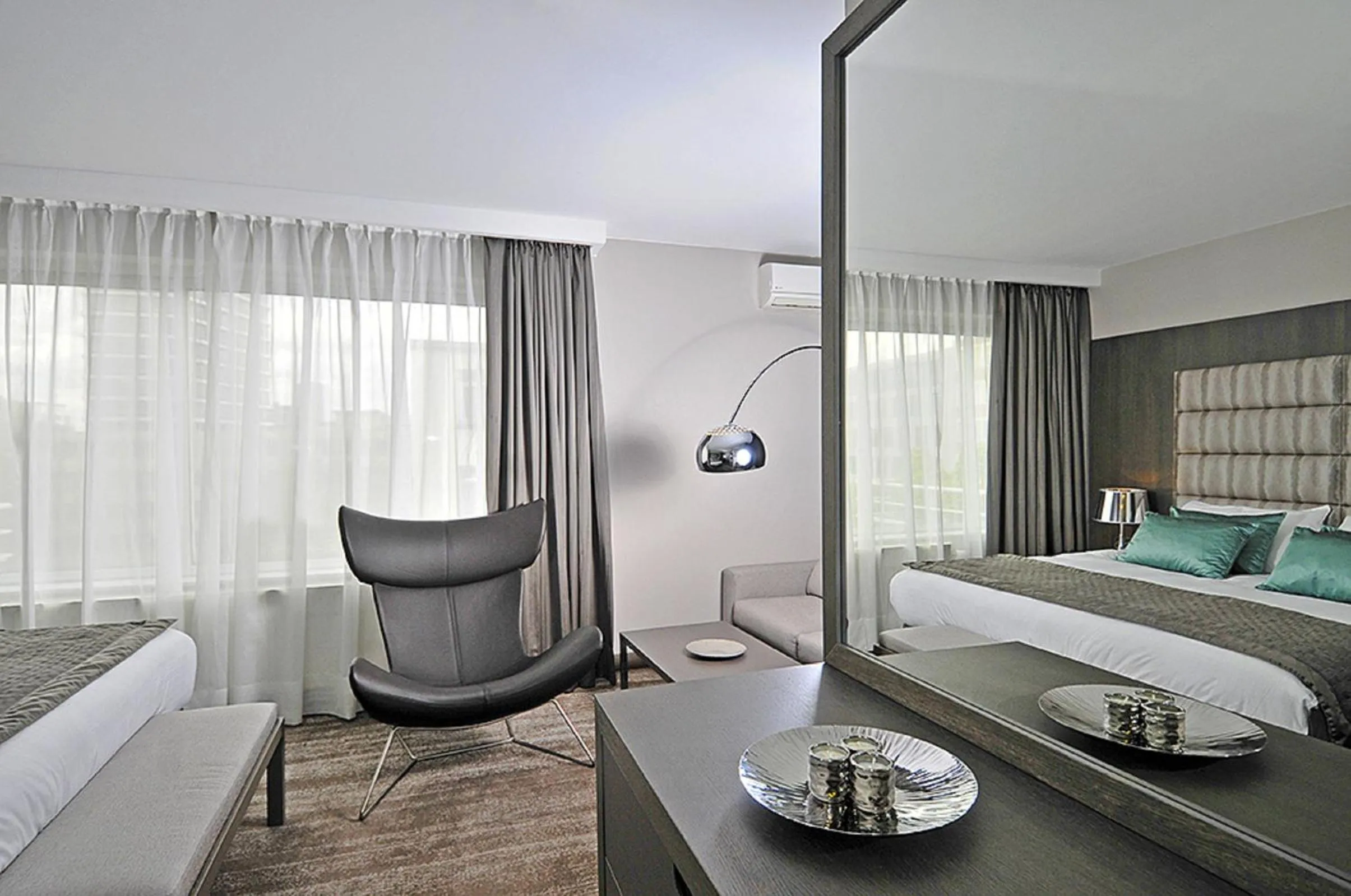 Photo of the whole room, Bed in Hotel Agenda Louise