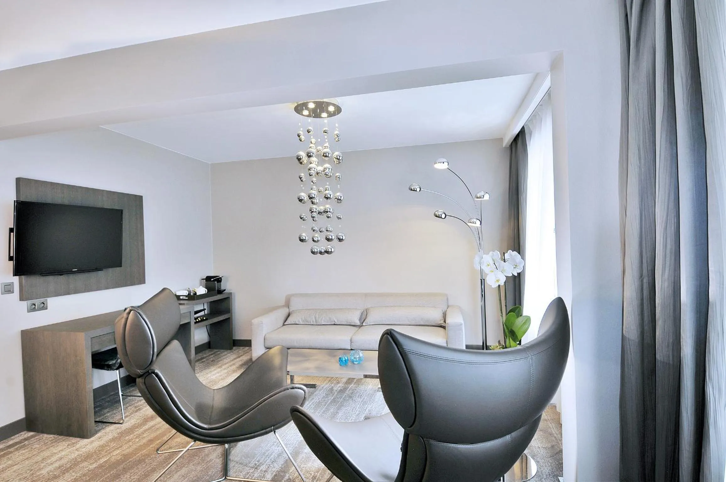 Seating area in Hotel Agenda Louise