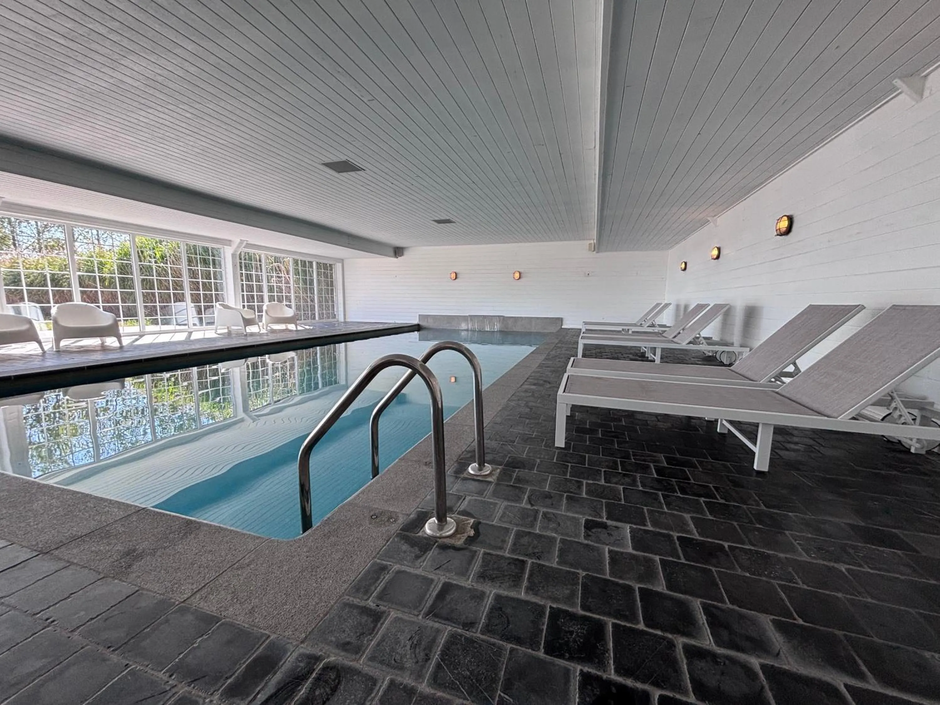 Swimming pool in Kapelhoeve