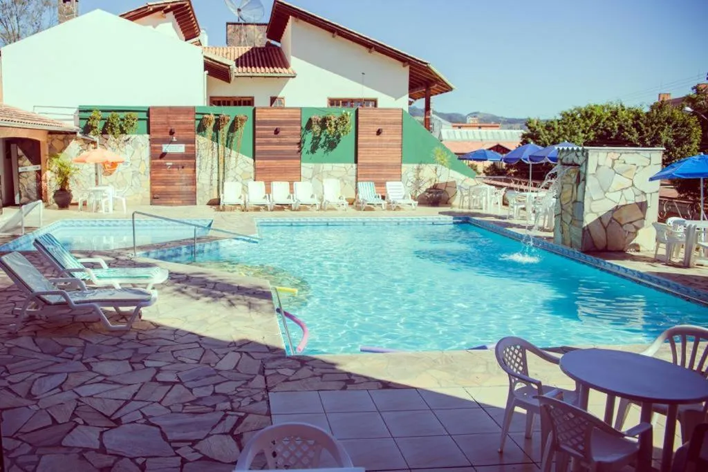 Swimming pool in Termas Park Hotel