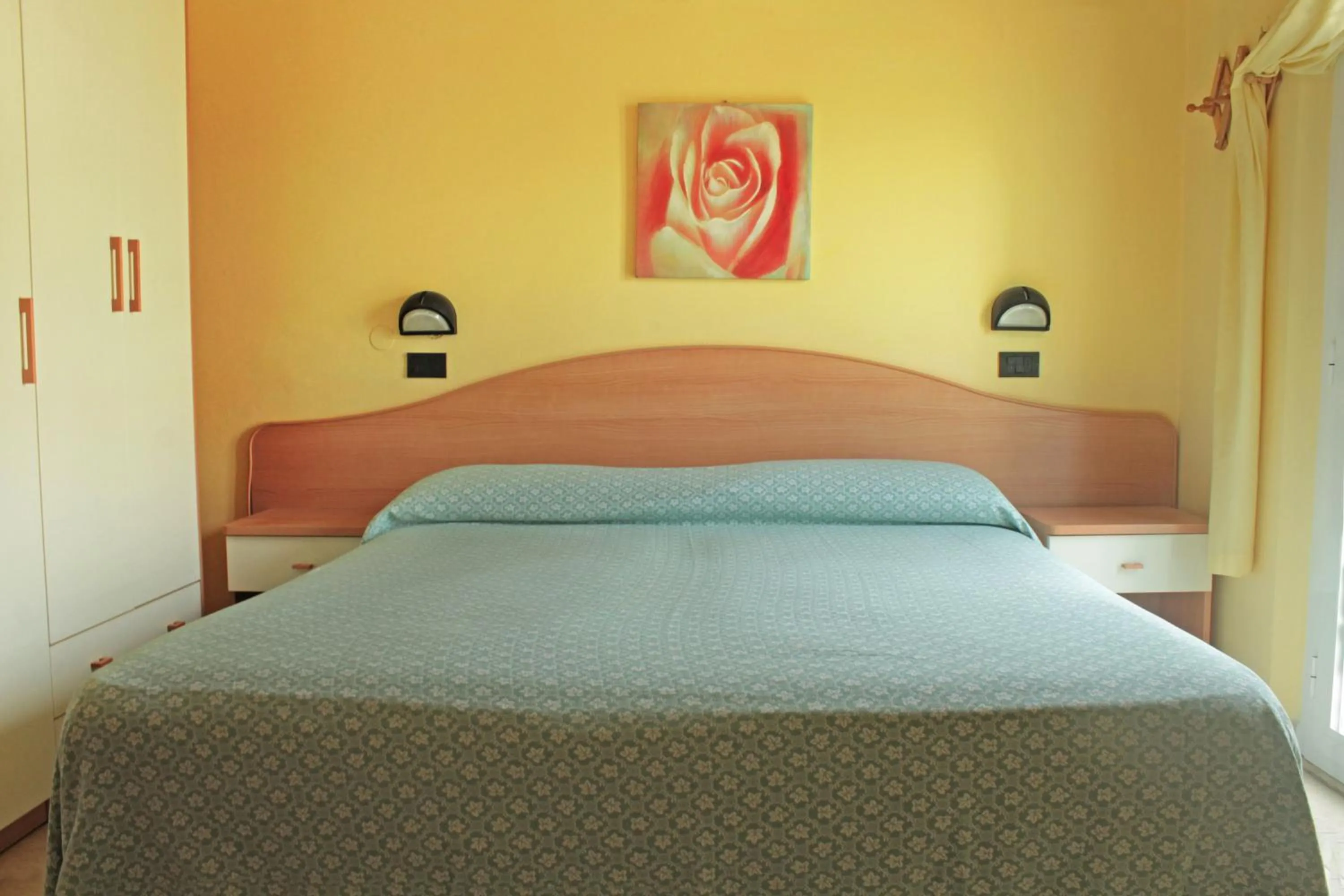 Bed in Hotel Villa Aurora