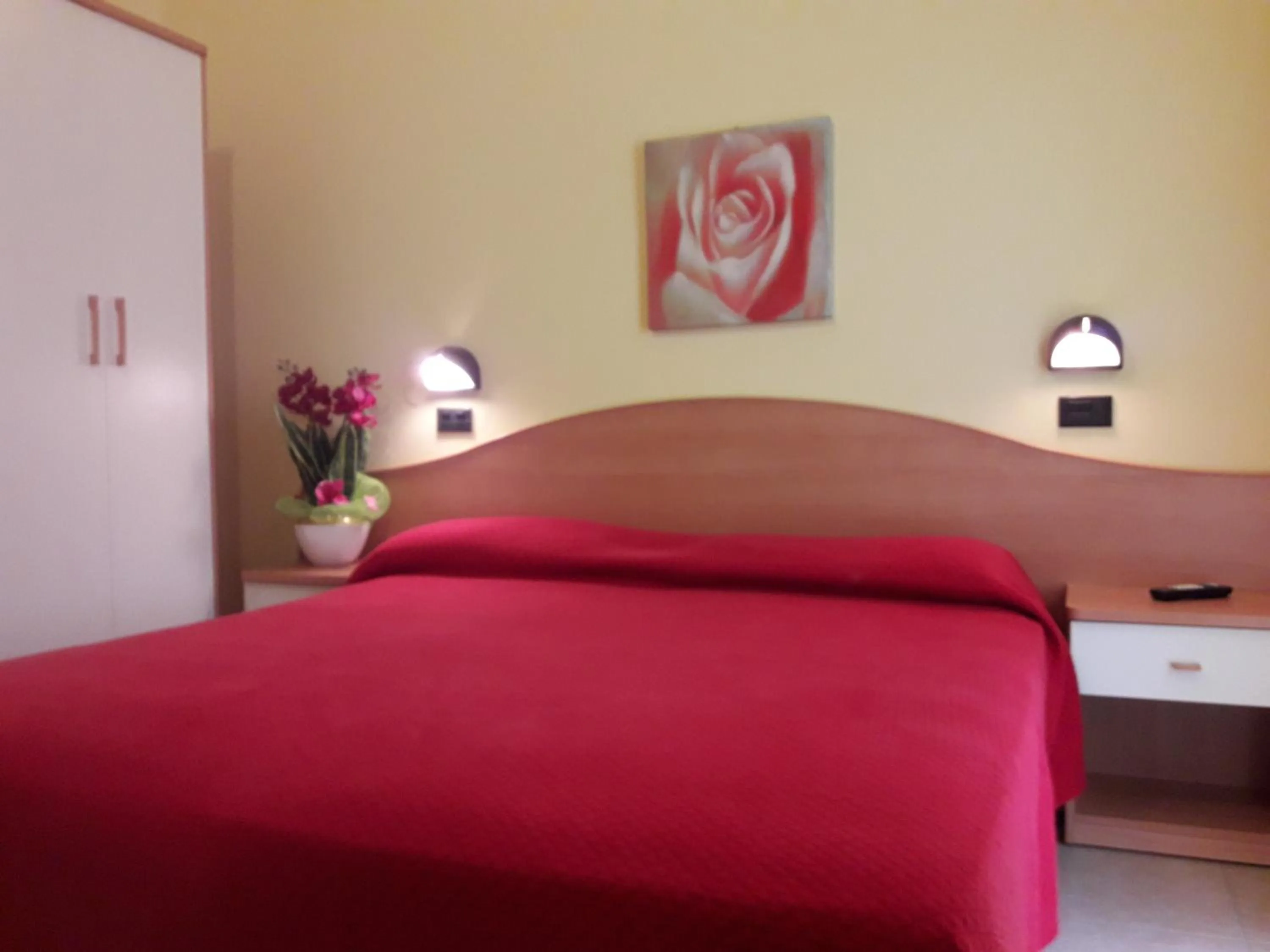 Bedroom, Bed in Hotel Villa Aurora