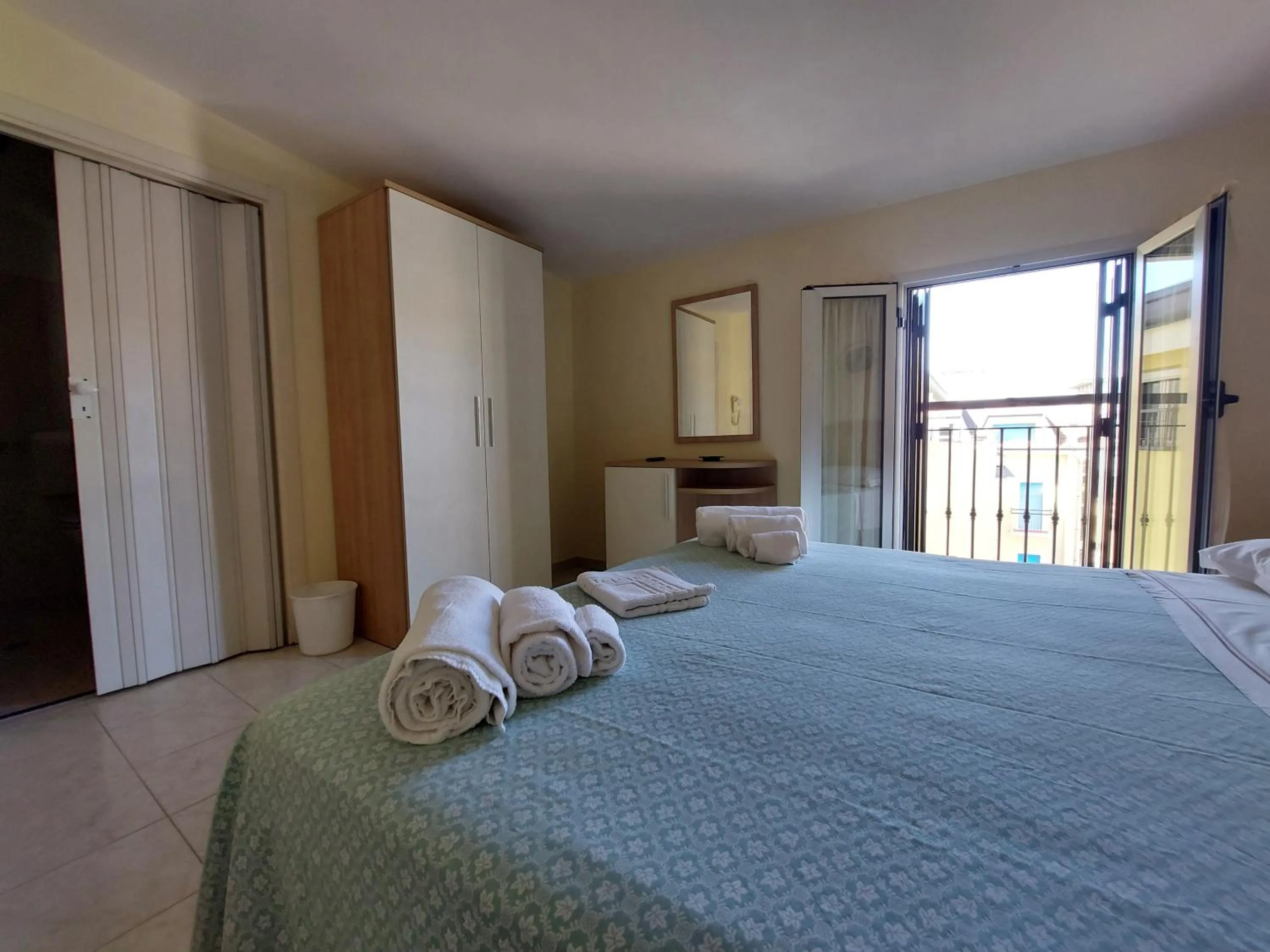 Bed in Hotel Villa Aurora