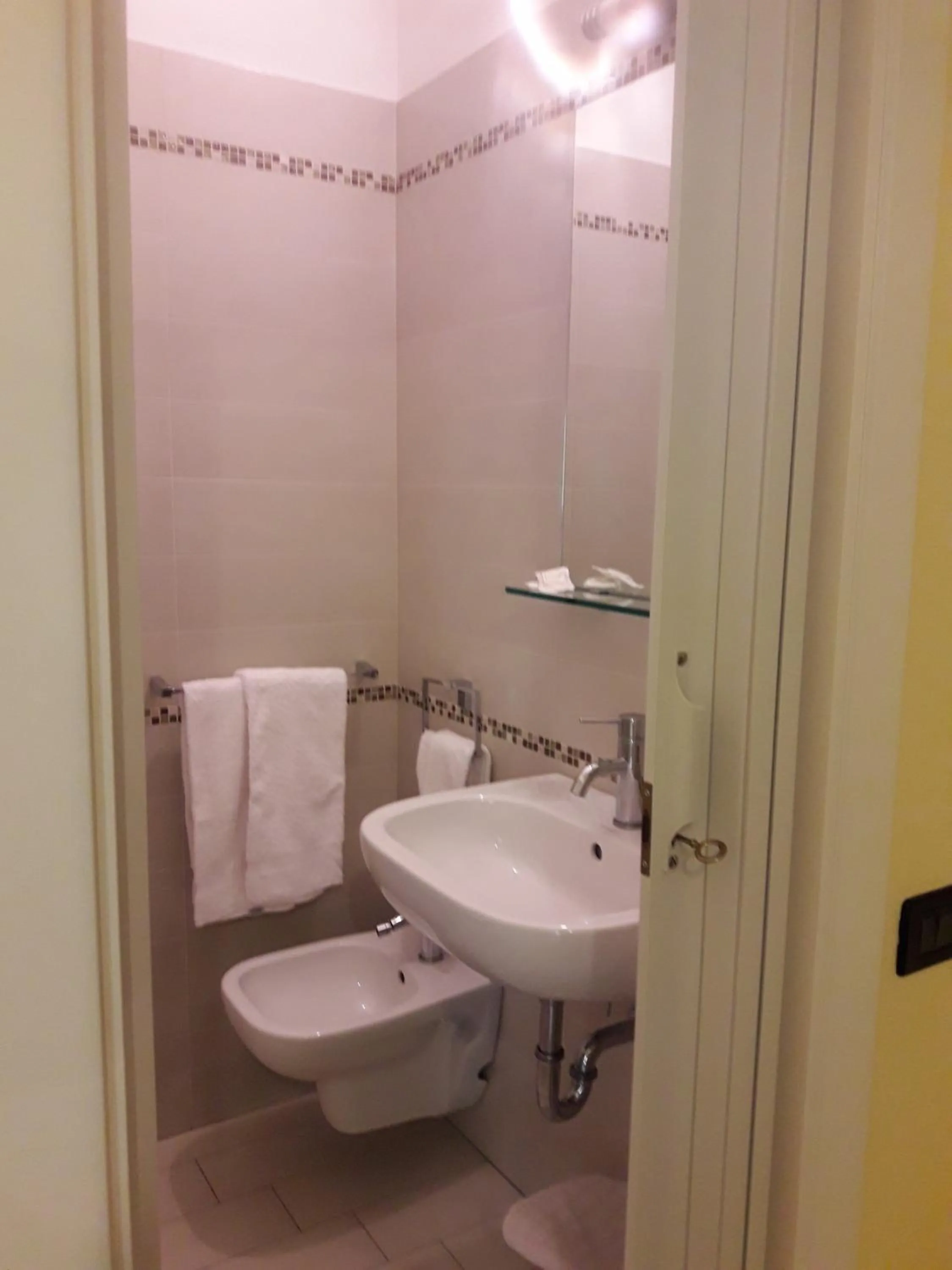 Bathroom in Hotel Villa Aurora