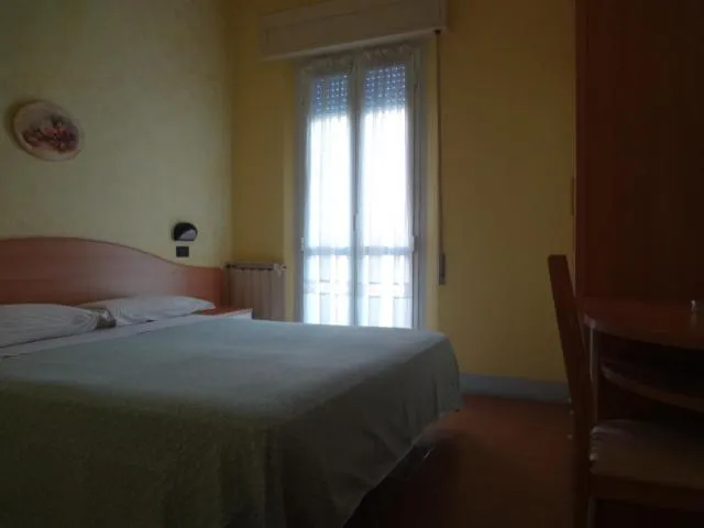 Bedroom, Bed in Hotel Villa Aurora