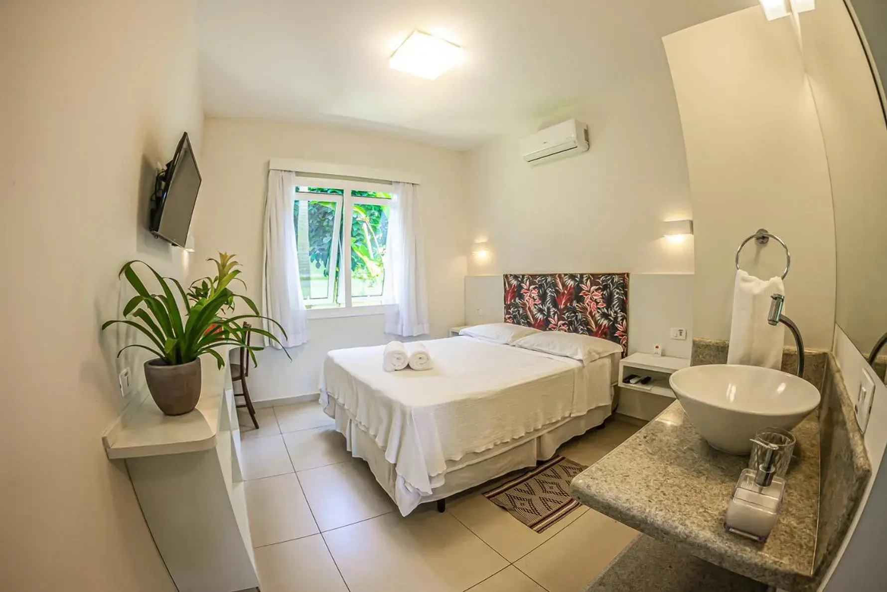 Double Room in Pousada Ipê Double Room in Pousada Ipê