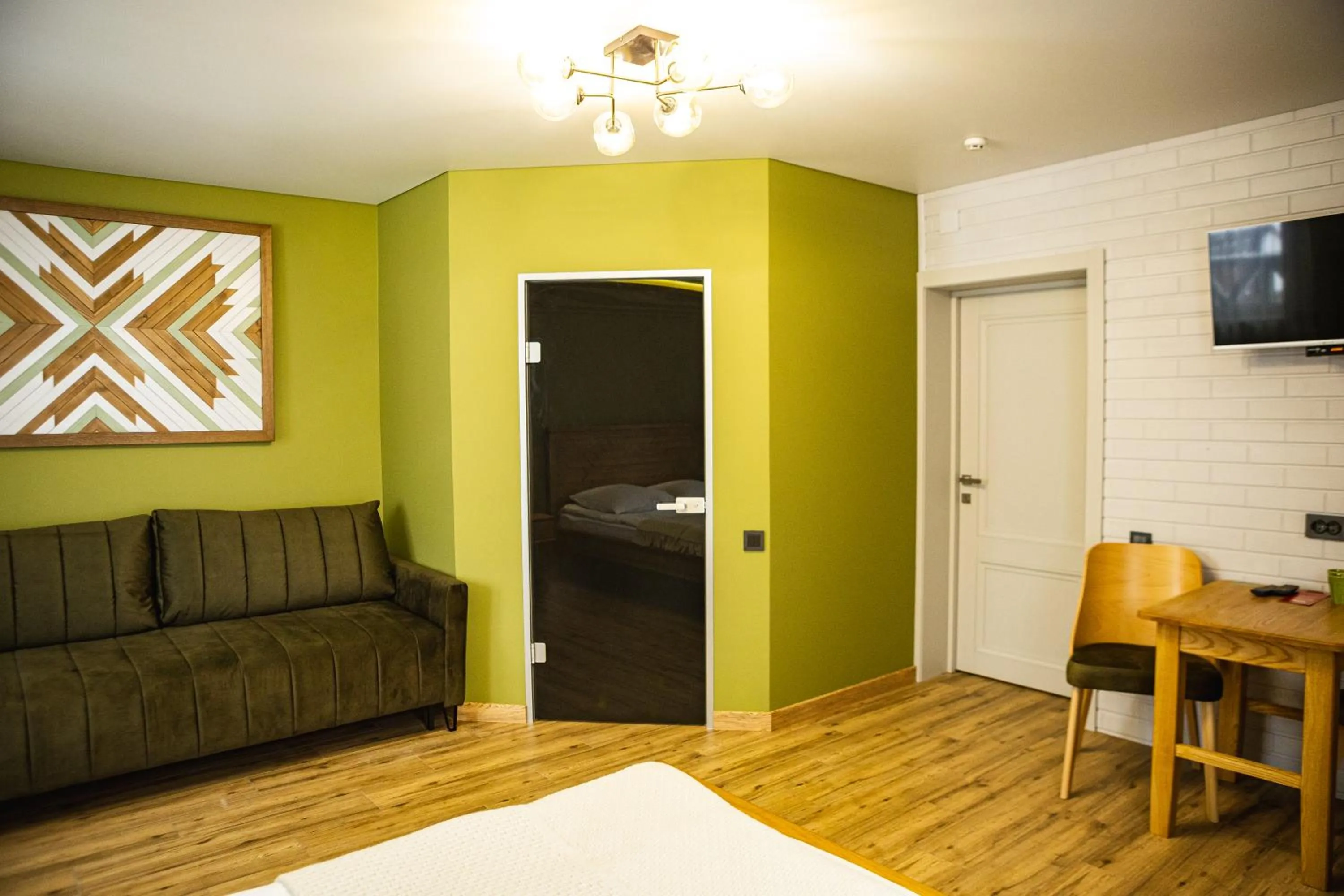 Bed in Zatyshok nad Prutom