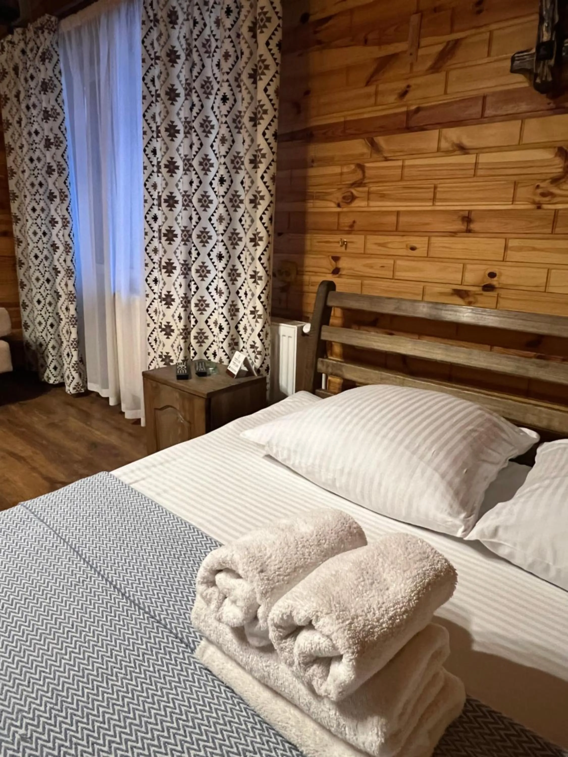 Bed in Zatyshok nad Prutom